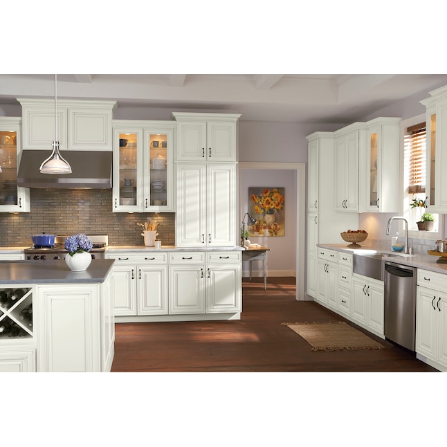 Shenandoah Mckinley 14 5625 In W X 5 H Linen Kitchen Cabinet Sample Door White 97758