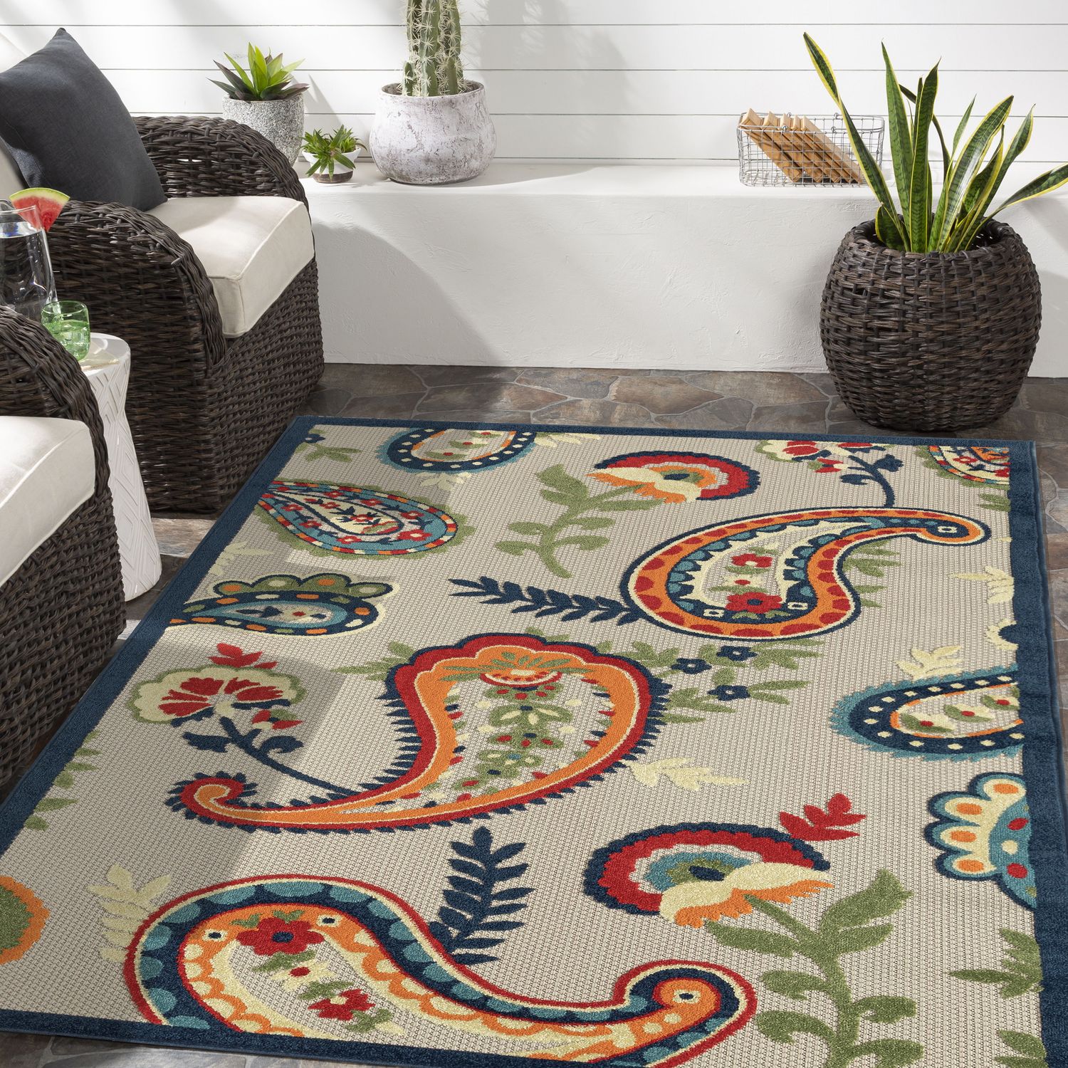 LR Home 3/4 x 2-1/2 Indoor/Outdoor Paisley Area Rug in the Rugs ...