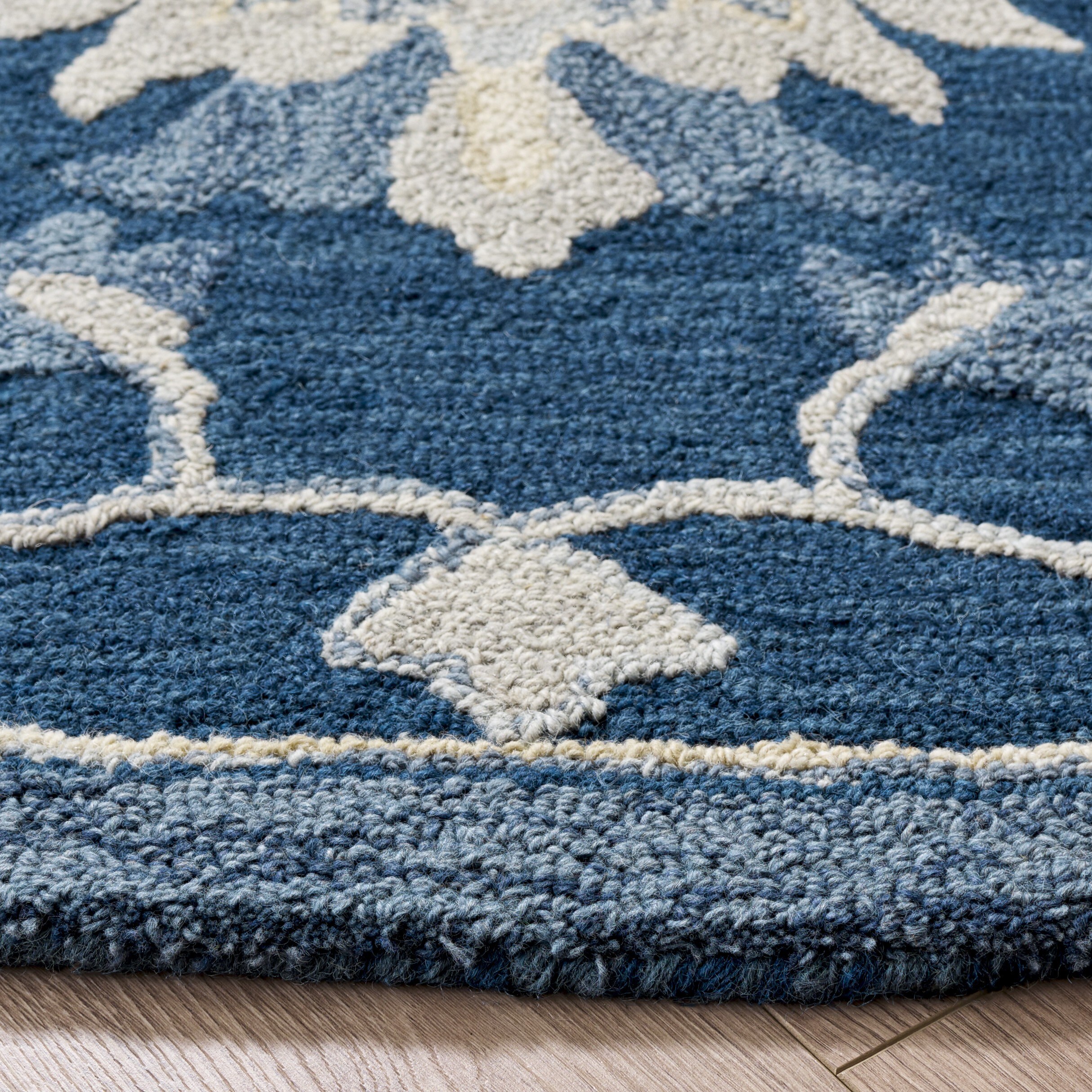 Safavieh MET813N-6R rugs - View #3