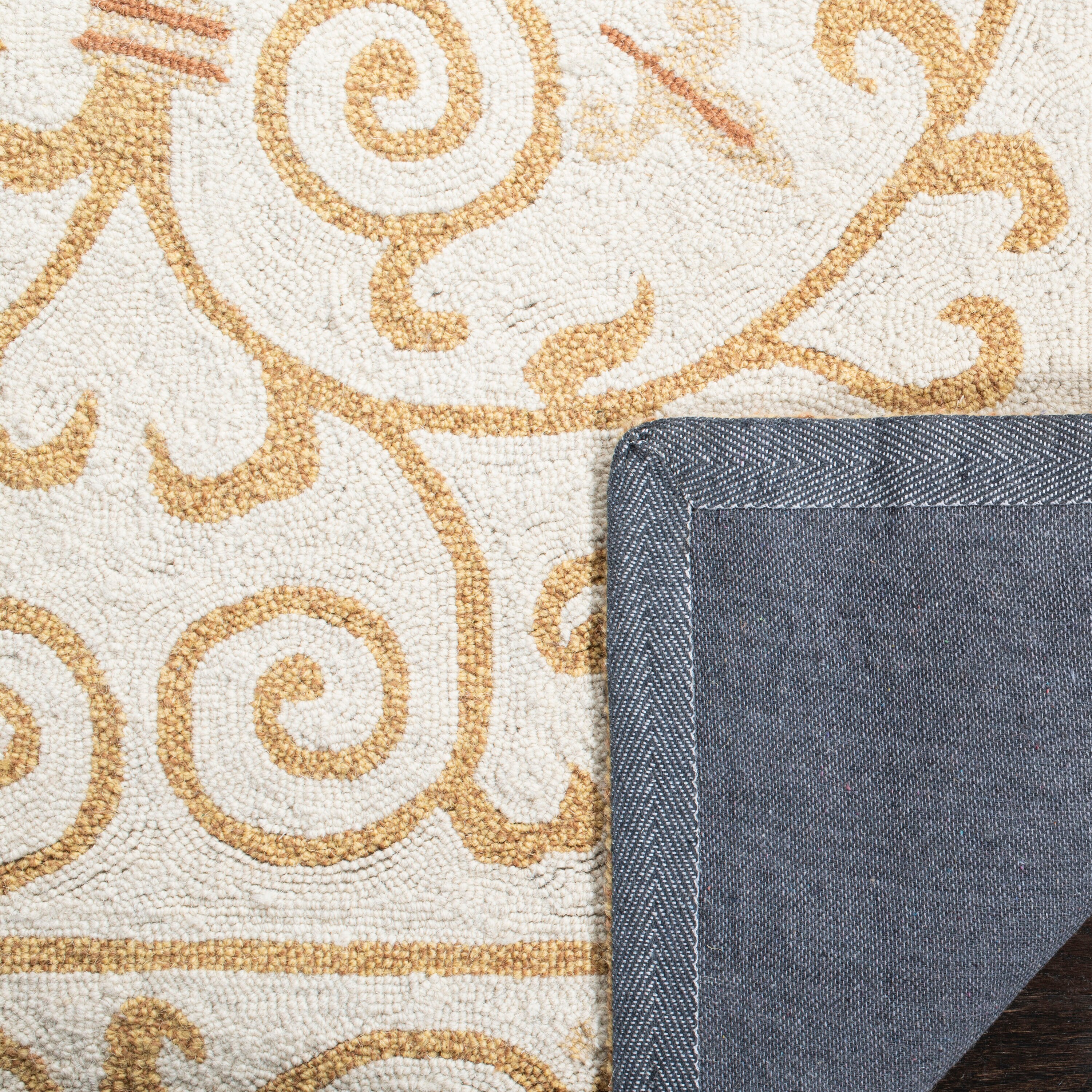 Safavieh HK11P-8 rugs - View #3
