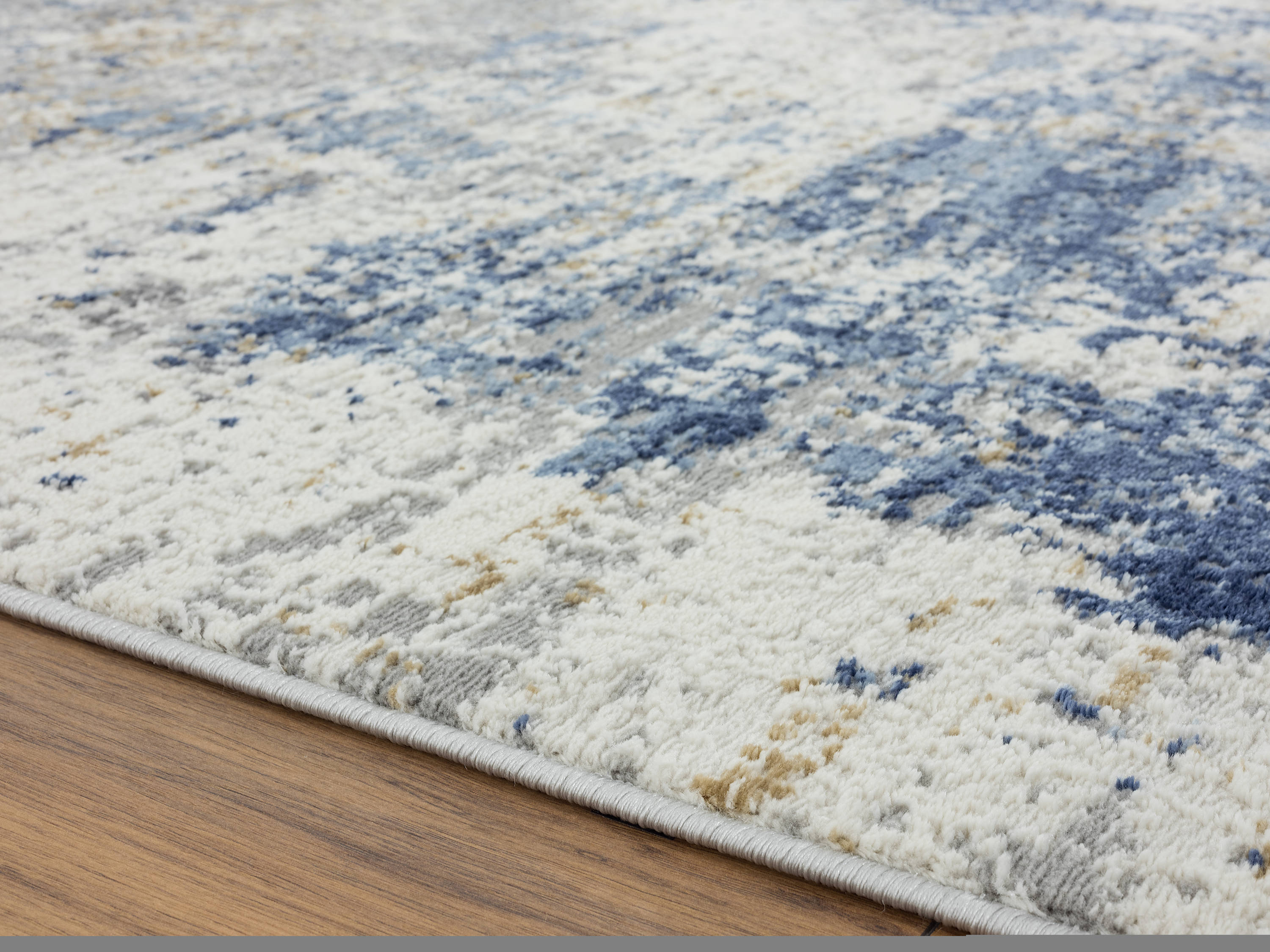 United Weavers Of America 4535 10360 28E rugs - View #5