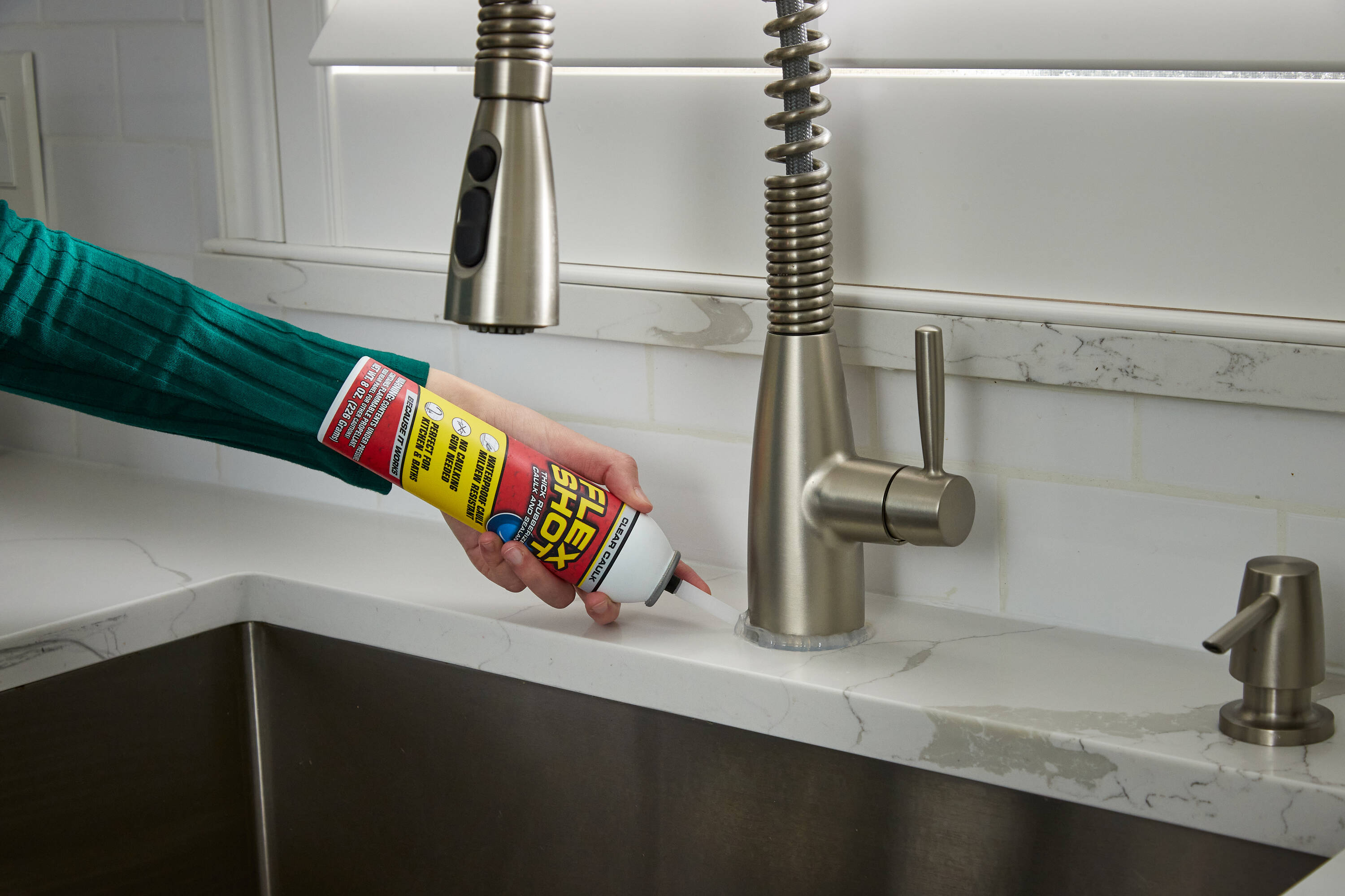 Flex Shot FSH8C-4 caulking - View #4