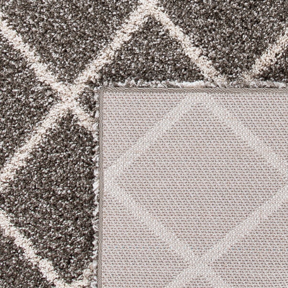 Safavieh SGH222F-7SQ rugs - View #3