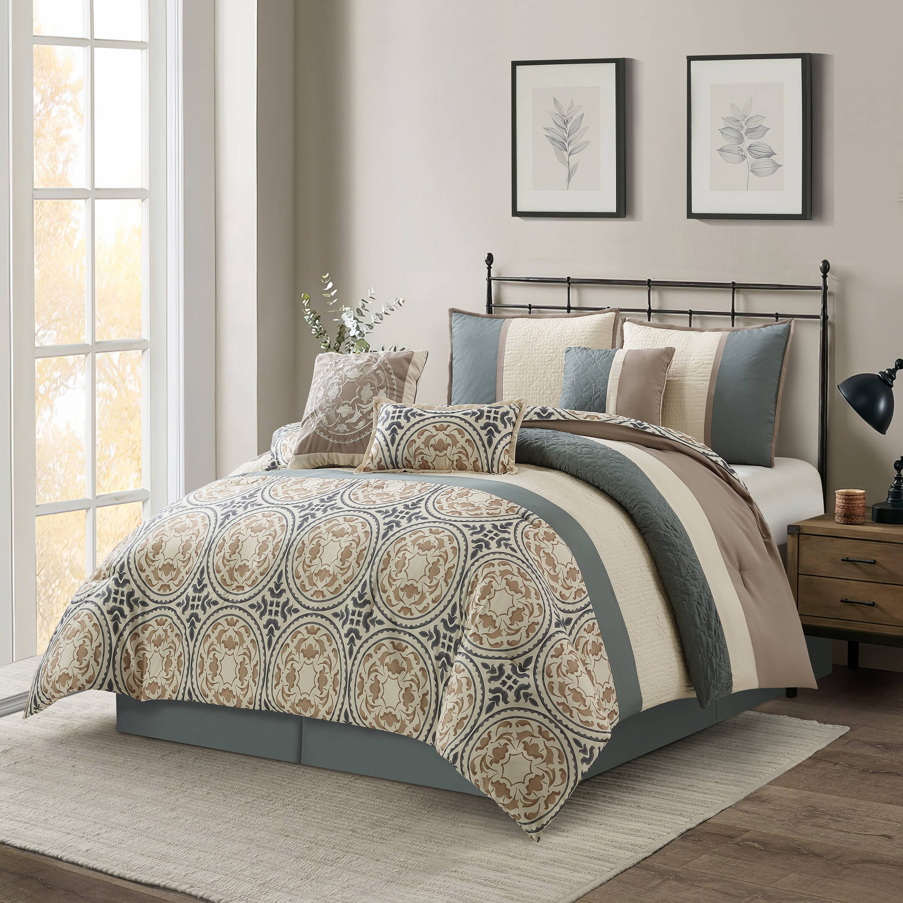 Nanshing CAMILA7-C.K 7 -Piece Grey/Taupe/White California king Comforter Set