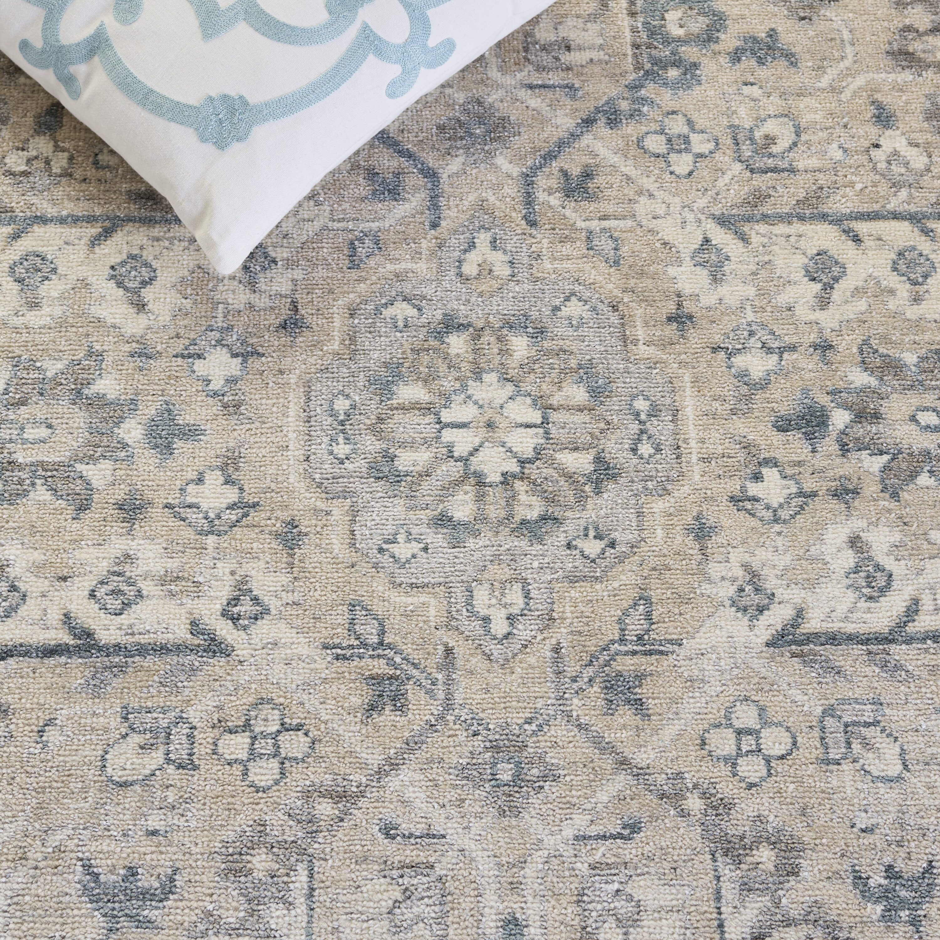 Safavieh HJ1274B-6 rugs - View #7