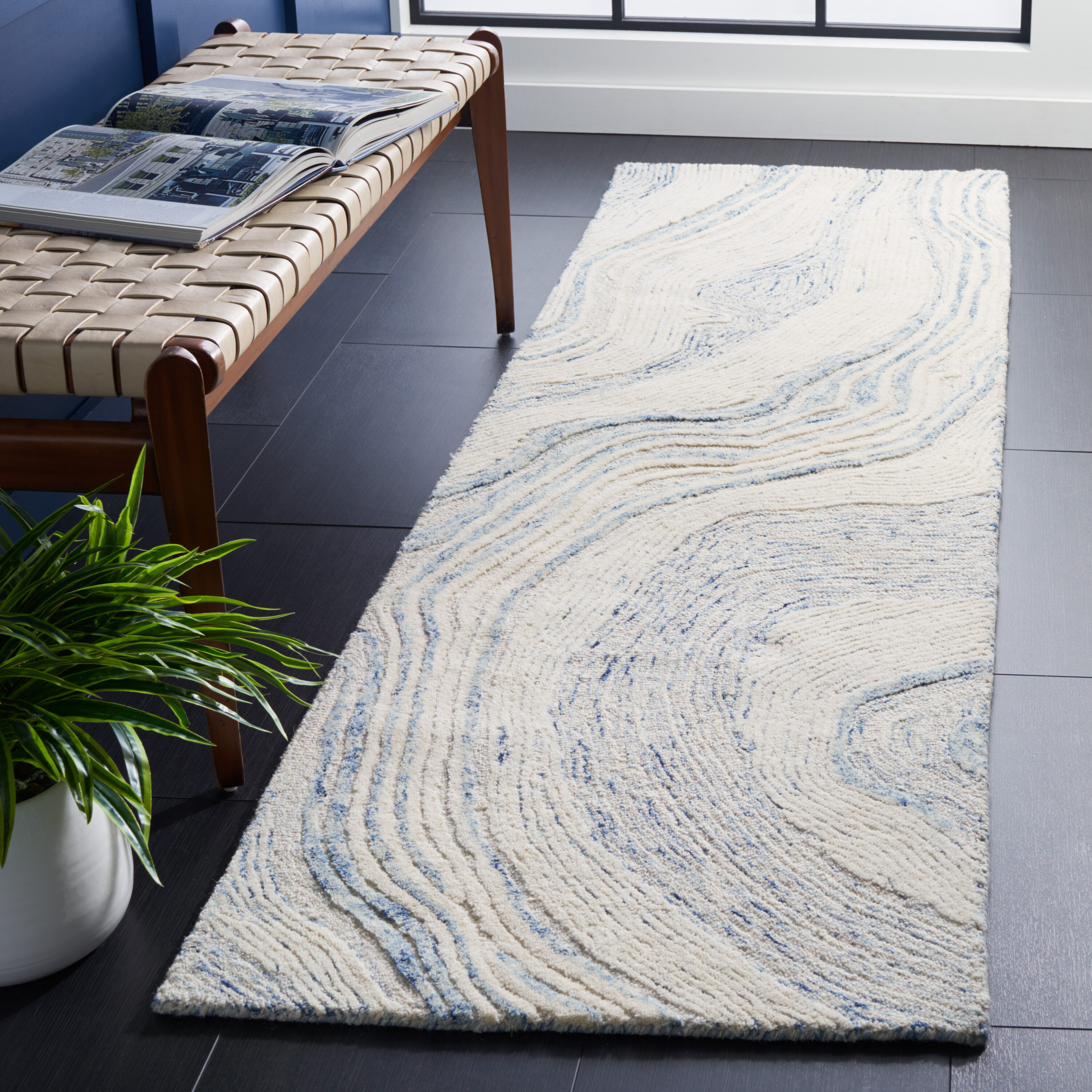  Fifth Avenue 121 Blue/Ivory Contemporary 2ft-3in x 10ft Runner Rug