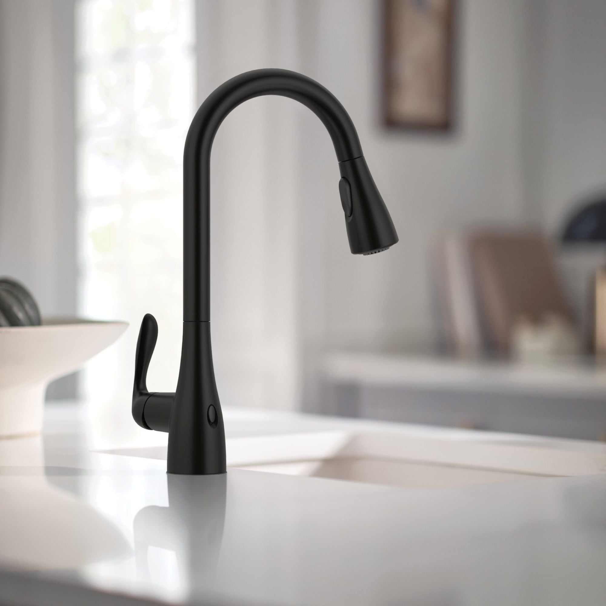 Moen Georgene Matte Black Single Handle Deck-mount Touchless Pull-down Kitchen Faucet with Sprayer ( Deck Plate Included ) (Soap Dispenser Included)