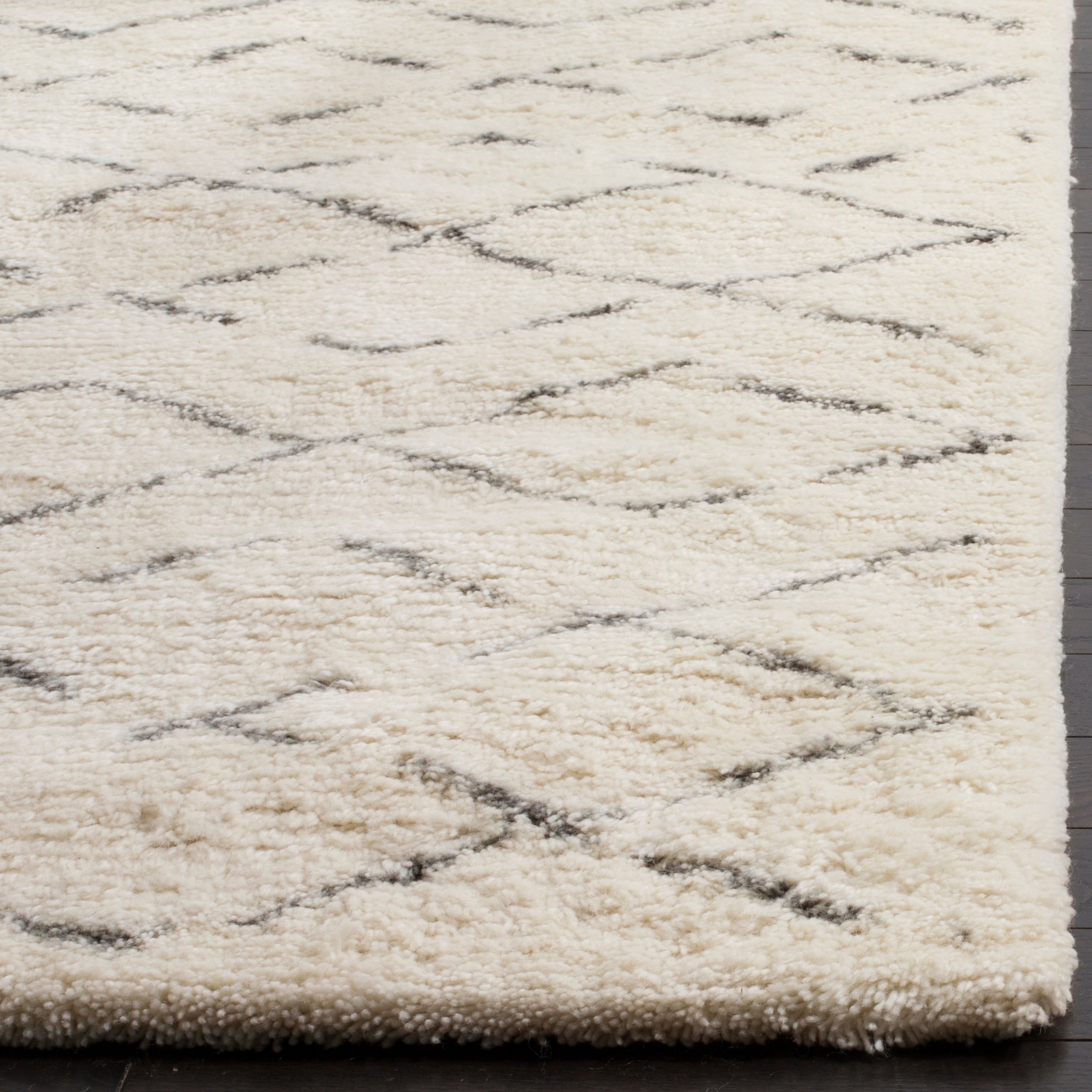 Safavieh CSB847B-6SQ rugs - View #3