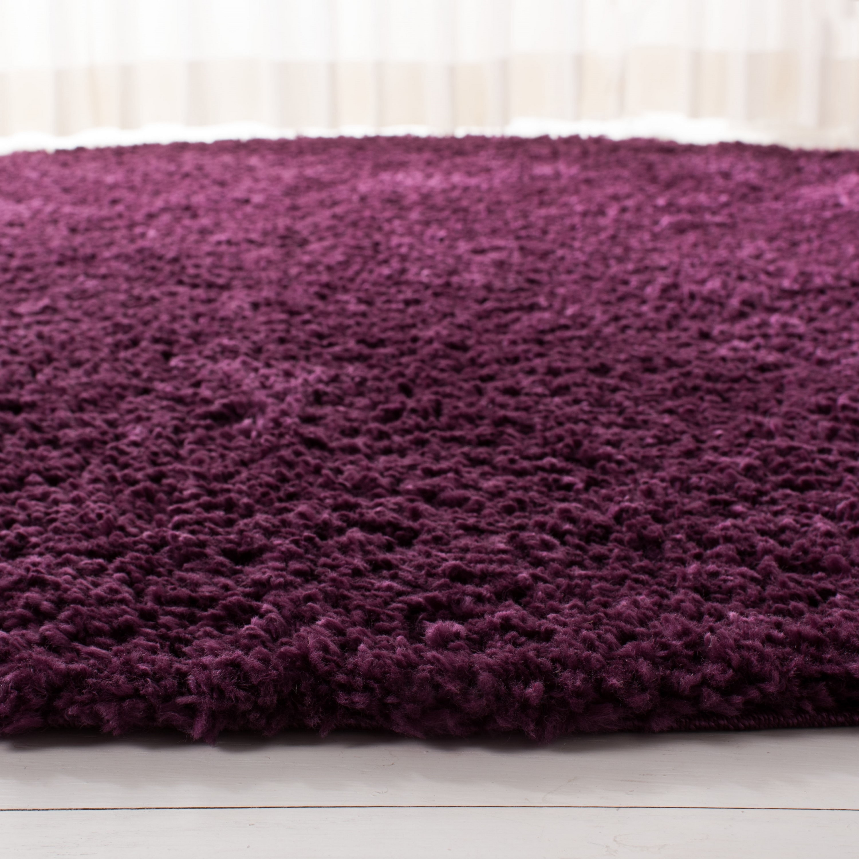 Safavieh AUG900W-5R rugs - View #4