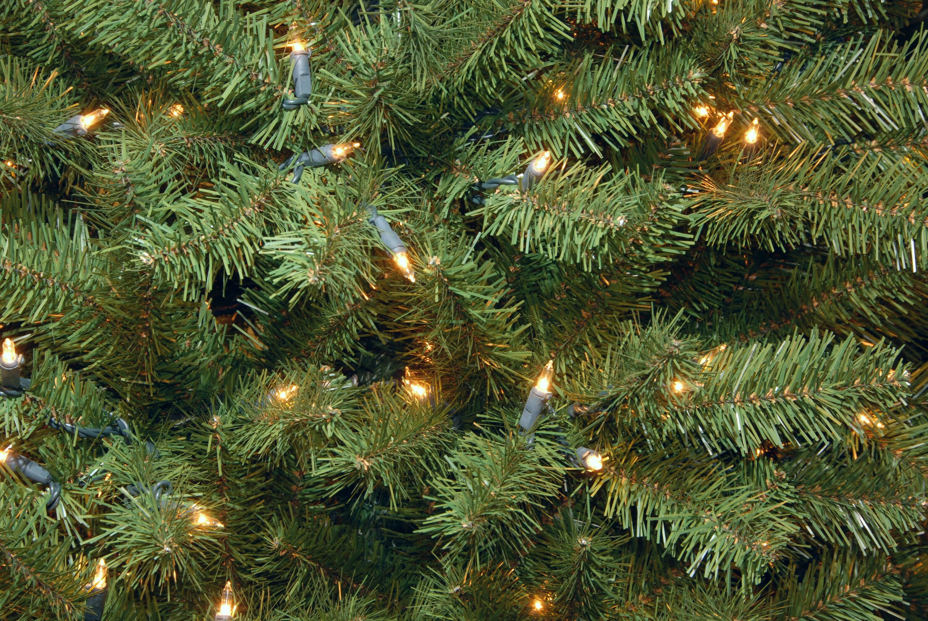 National Tree Company NRV7-358-75 Artificial-Christmas-Trees - View #4