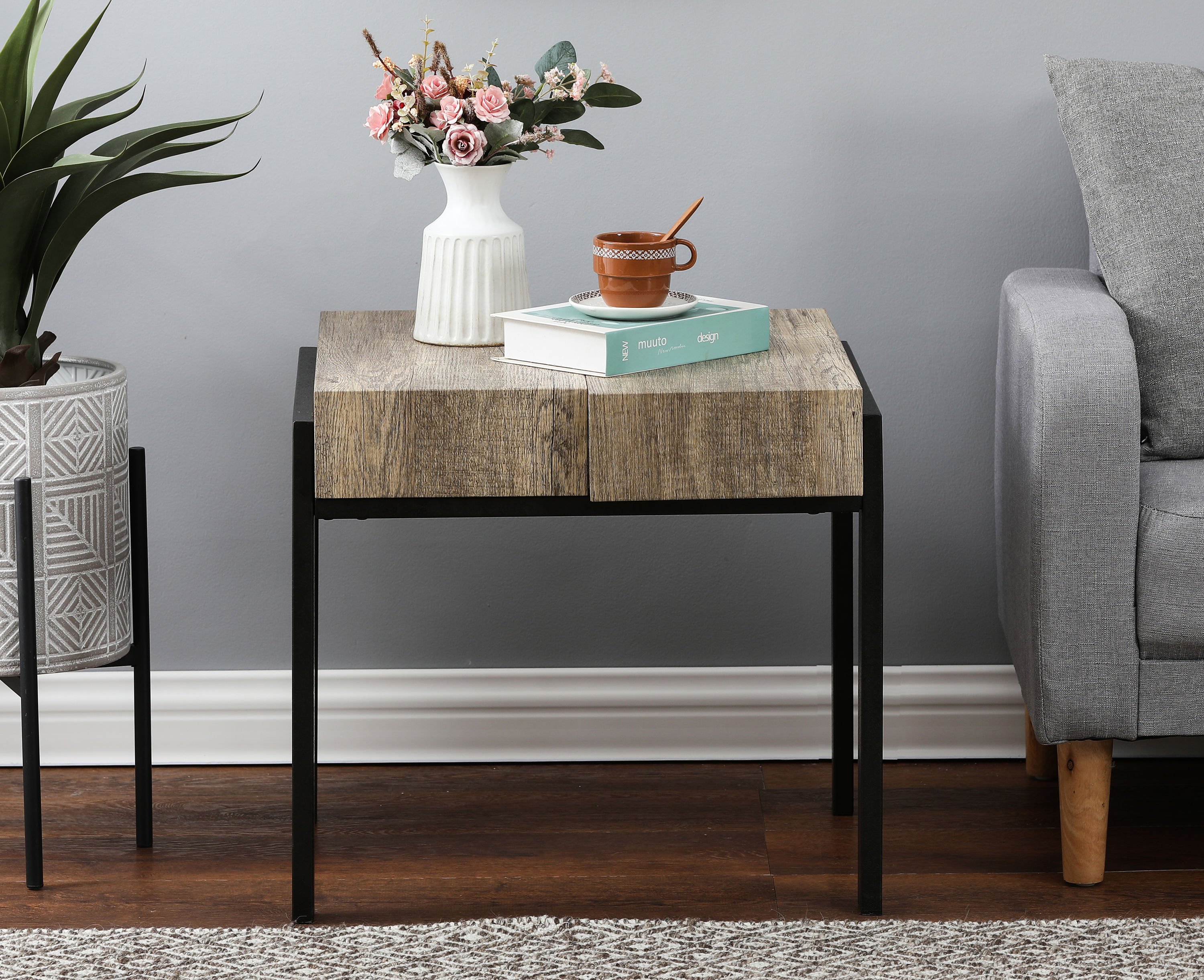 LuxenHome WHIF1530 21.5-in W x 20-in H Rustic Oak Composite Rectangular Casual End Table Assembly Required
