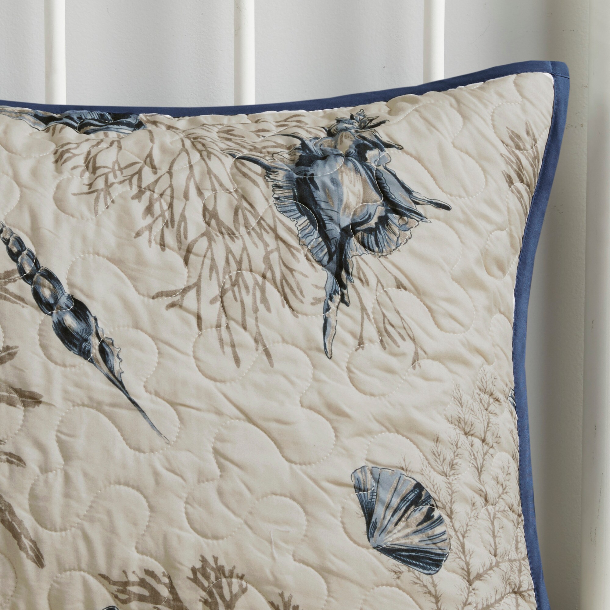 LUXEYARD DS-J-97485-B035 bedding - View #4