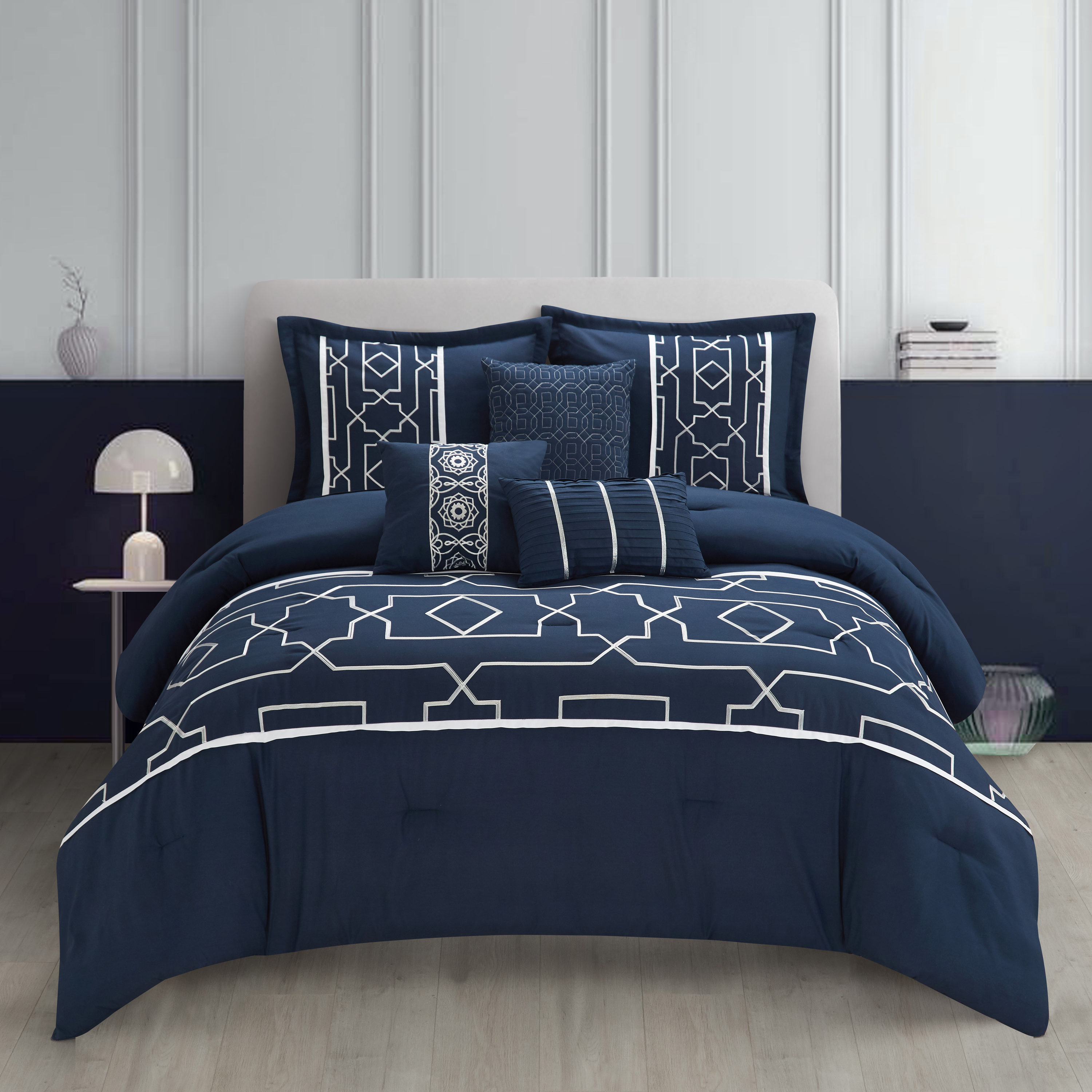 Nanshing TONYA6-K-NAVY 6 -Piece Navy King Comforter Set