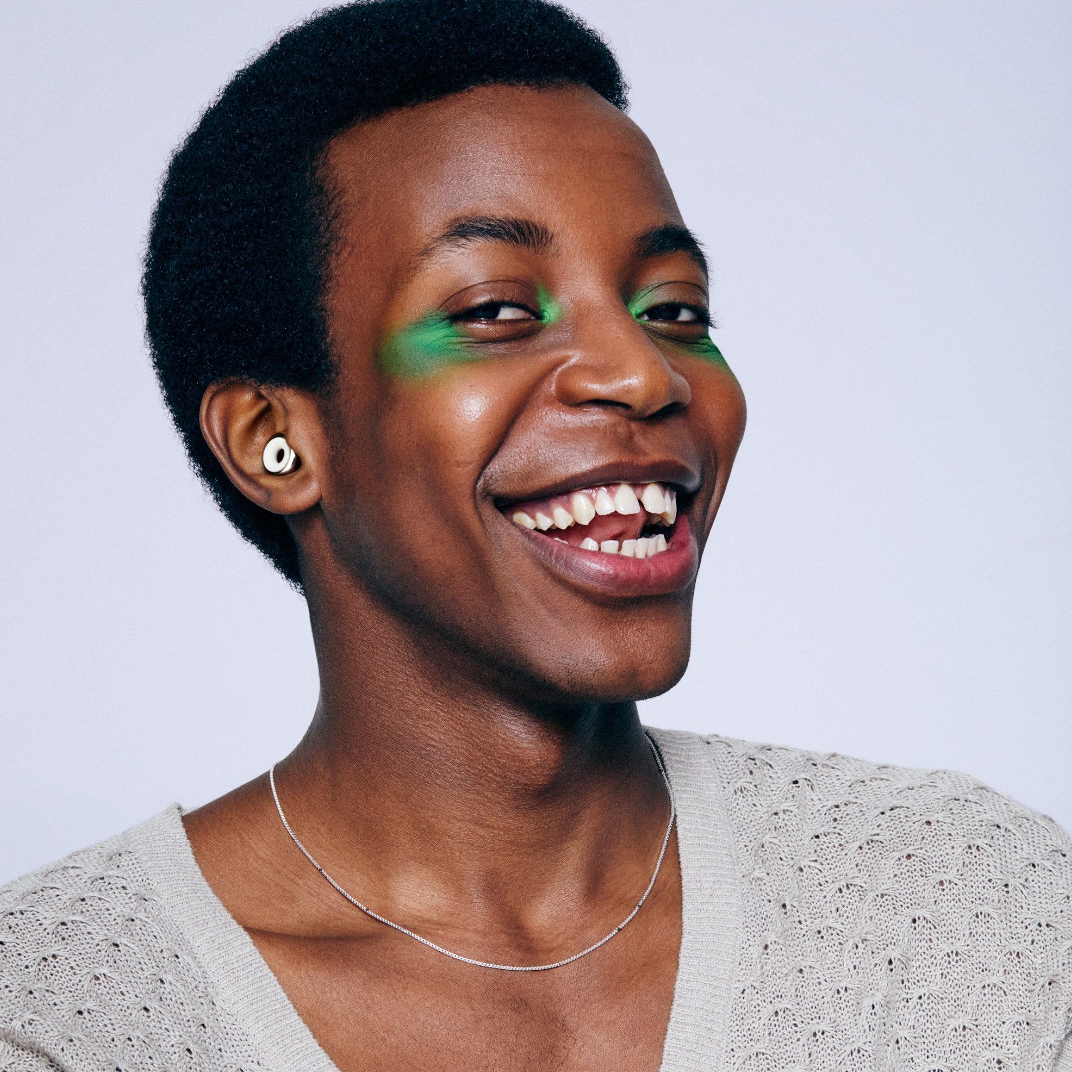 Loop EN-EXP-SLV-03 Hearing-Protection - View #2