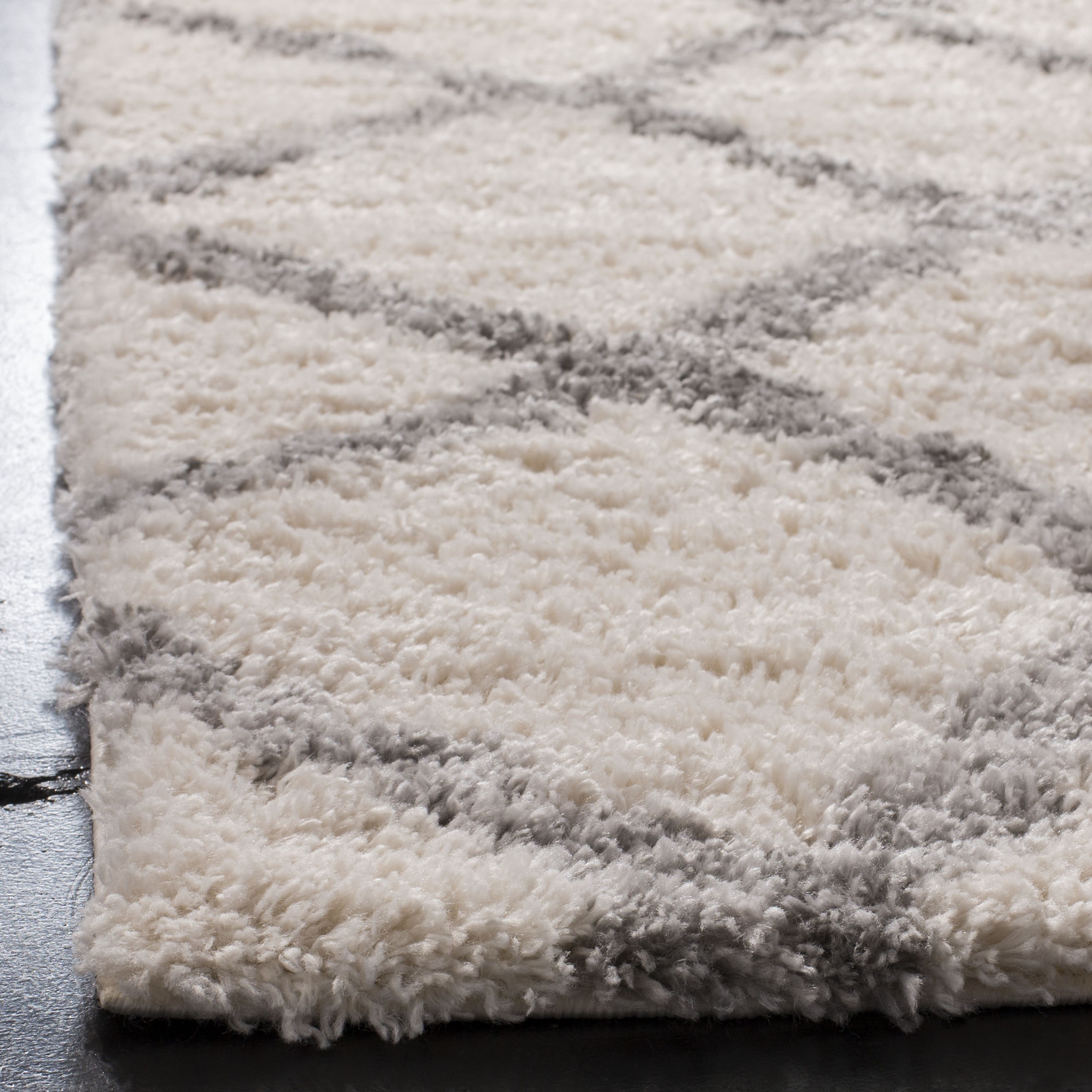 Safavieh BER215B-8 rugs - View #3
