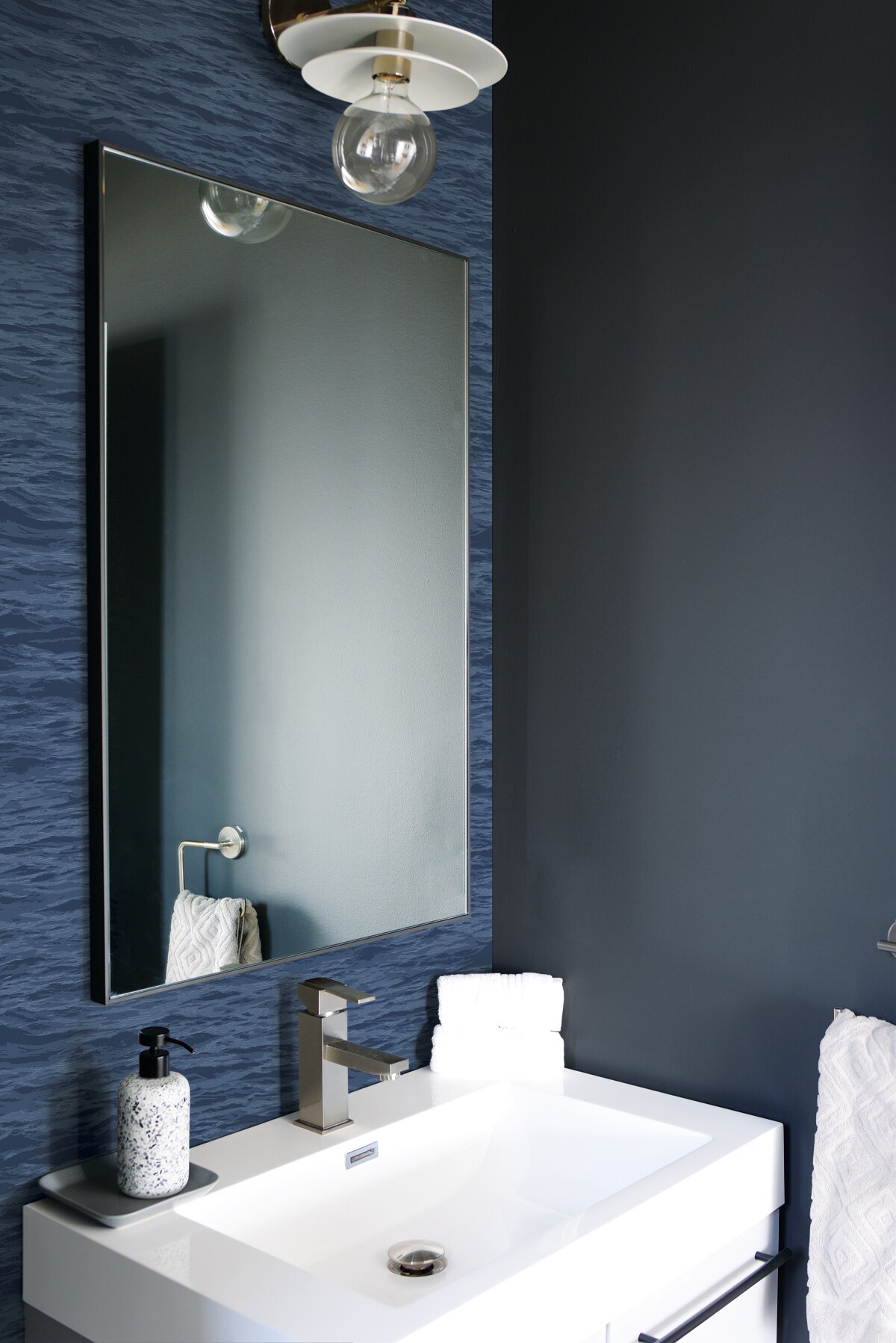 NextWall NW35902 wallpaper - View #3
