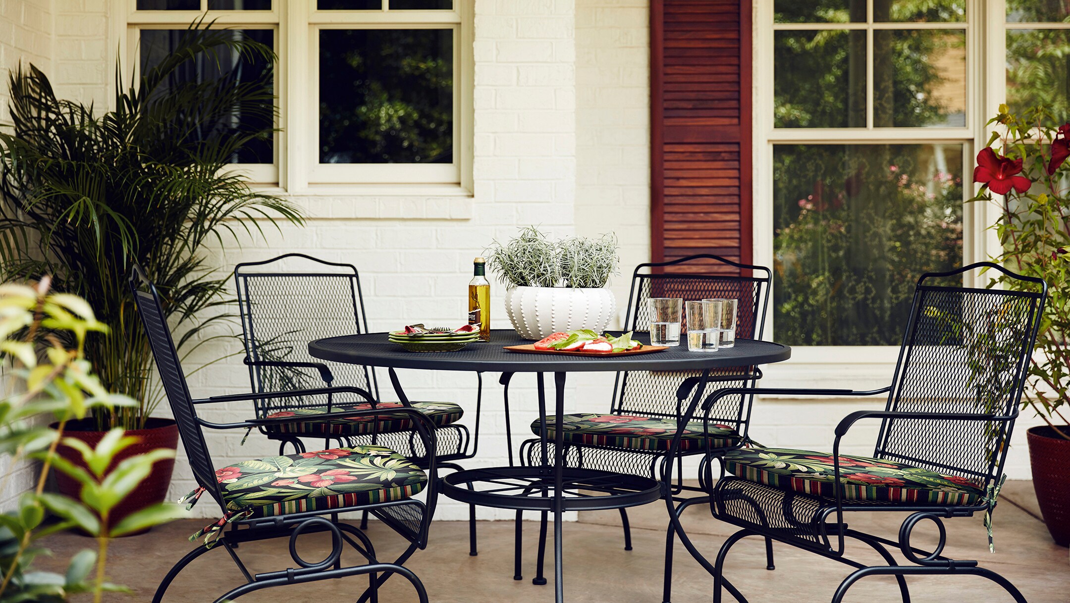 With Mesh Seat In The Patio Chairs, Garden Treasures Stackable Metal Spring Motion Dining Chairs With Mesh Seat