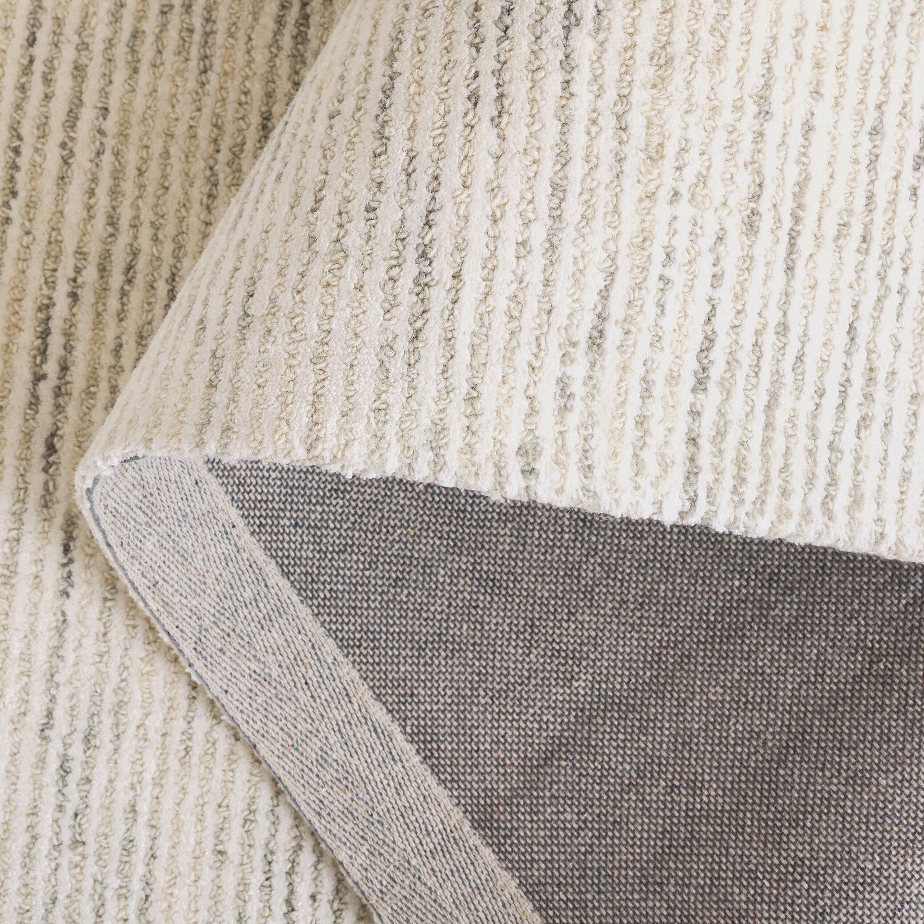 Safavieh SOH575F-4 rugs - View #6