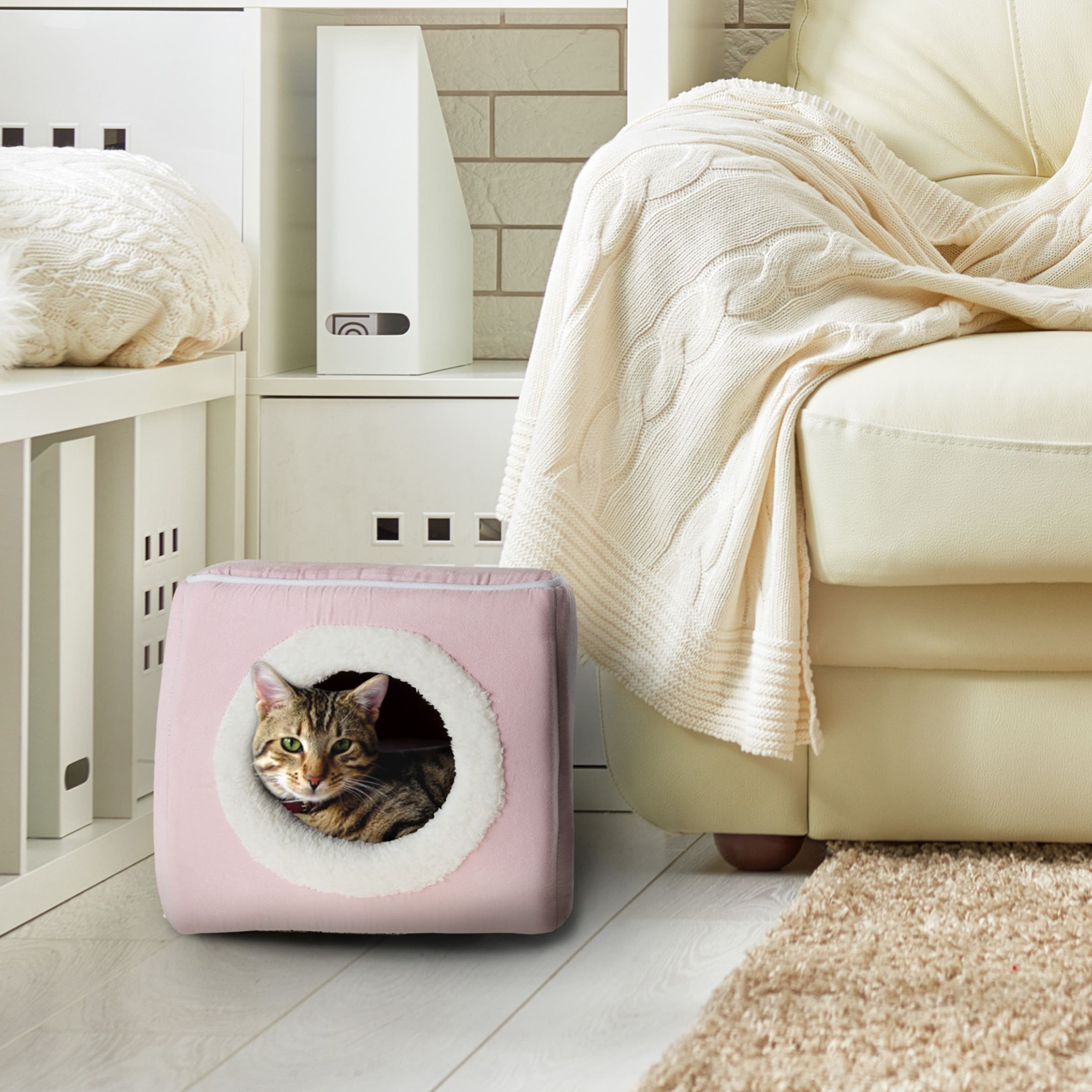 Medium Pink Velvet Enclosed Cat Bed with Foam Cushion