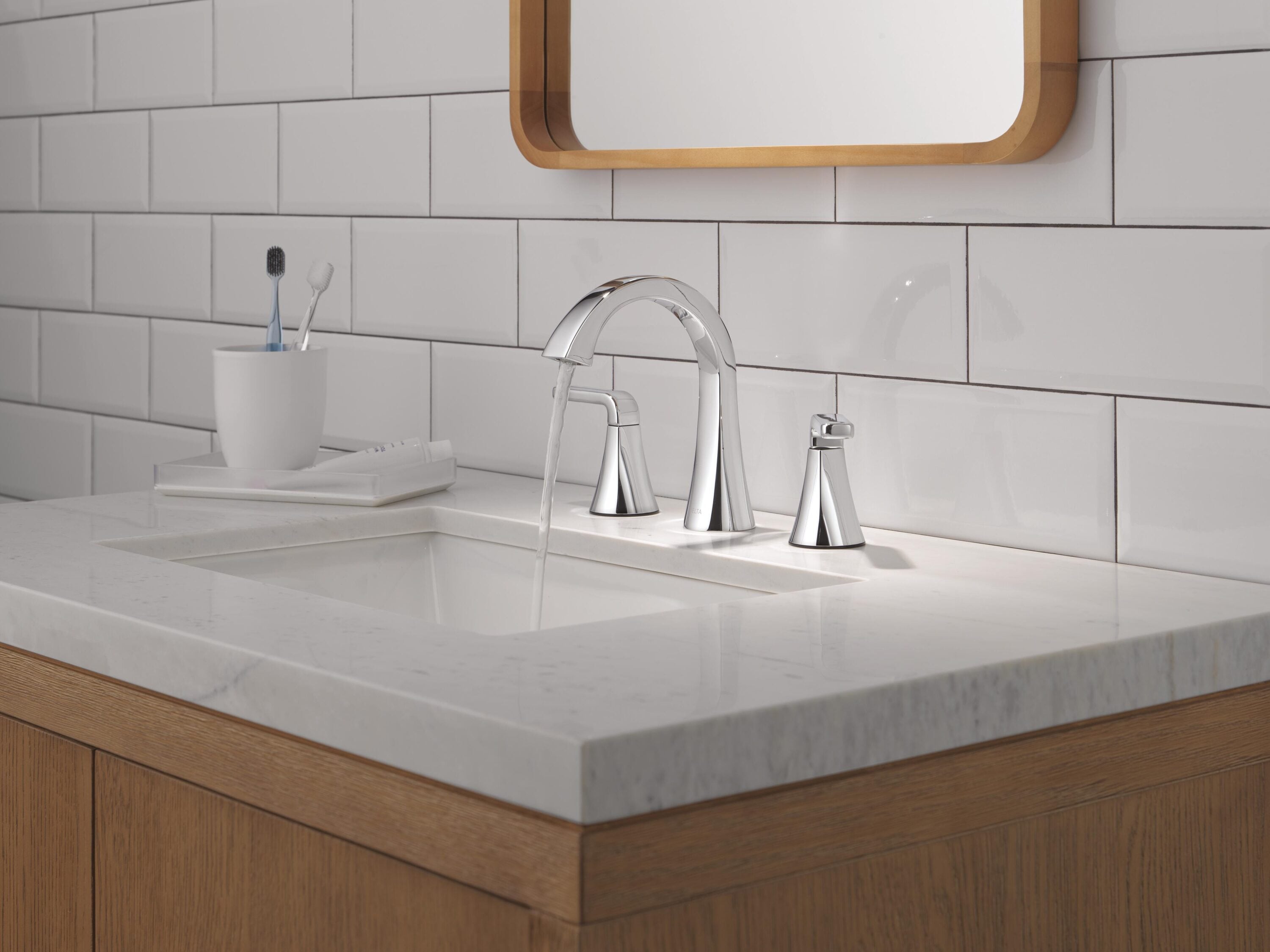 Delta Lineax Chrome Widespread 2-handle WaterSense Mid-arc