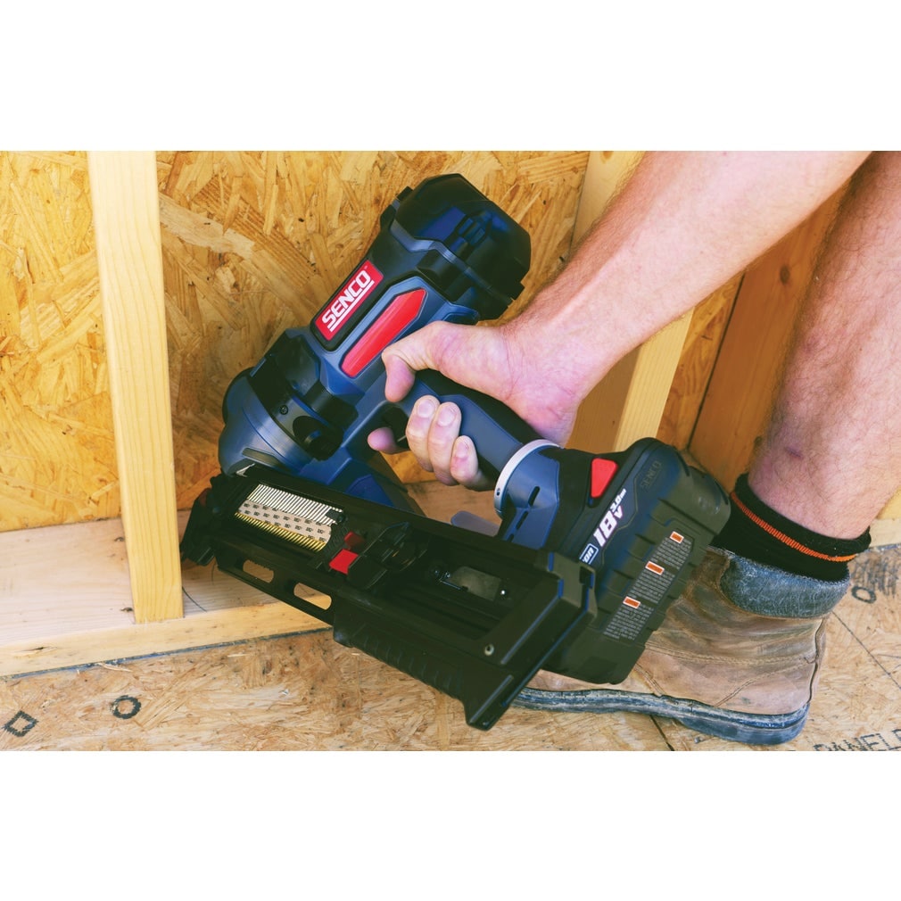 SENCO F-35FRHXP Cordless Pneumatic Framing Nailer 20 Degree 3-1/2