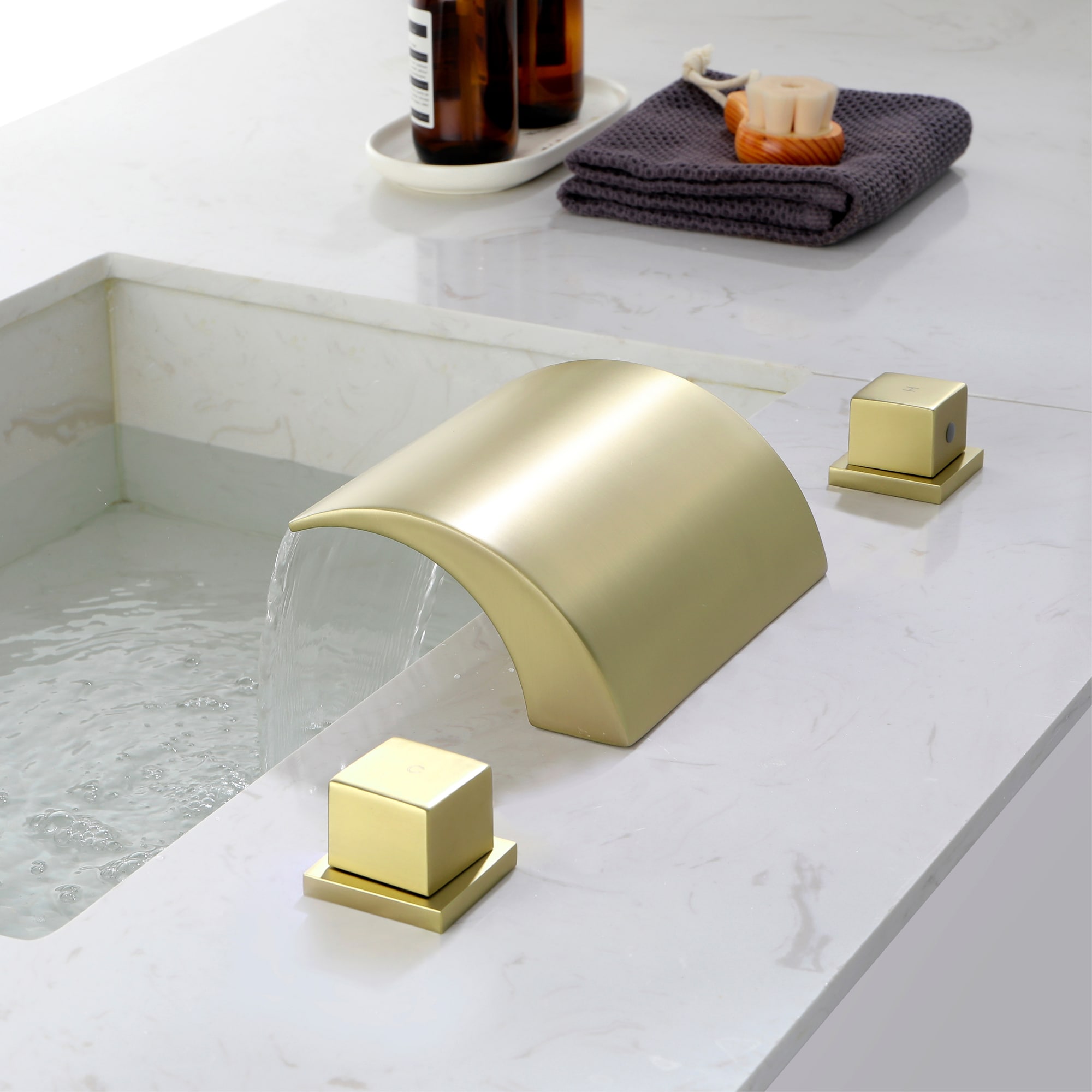 Mondawe MD1519BG Lavatory-Faucets - View #4