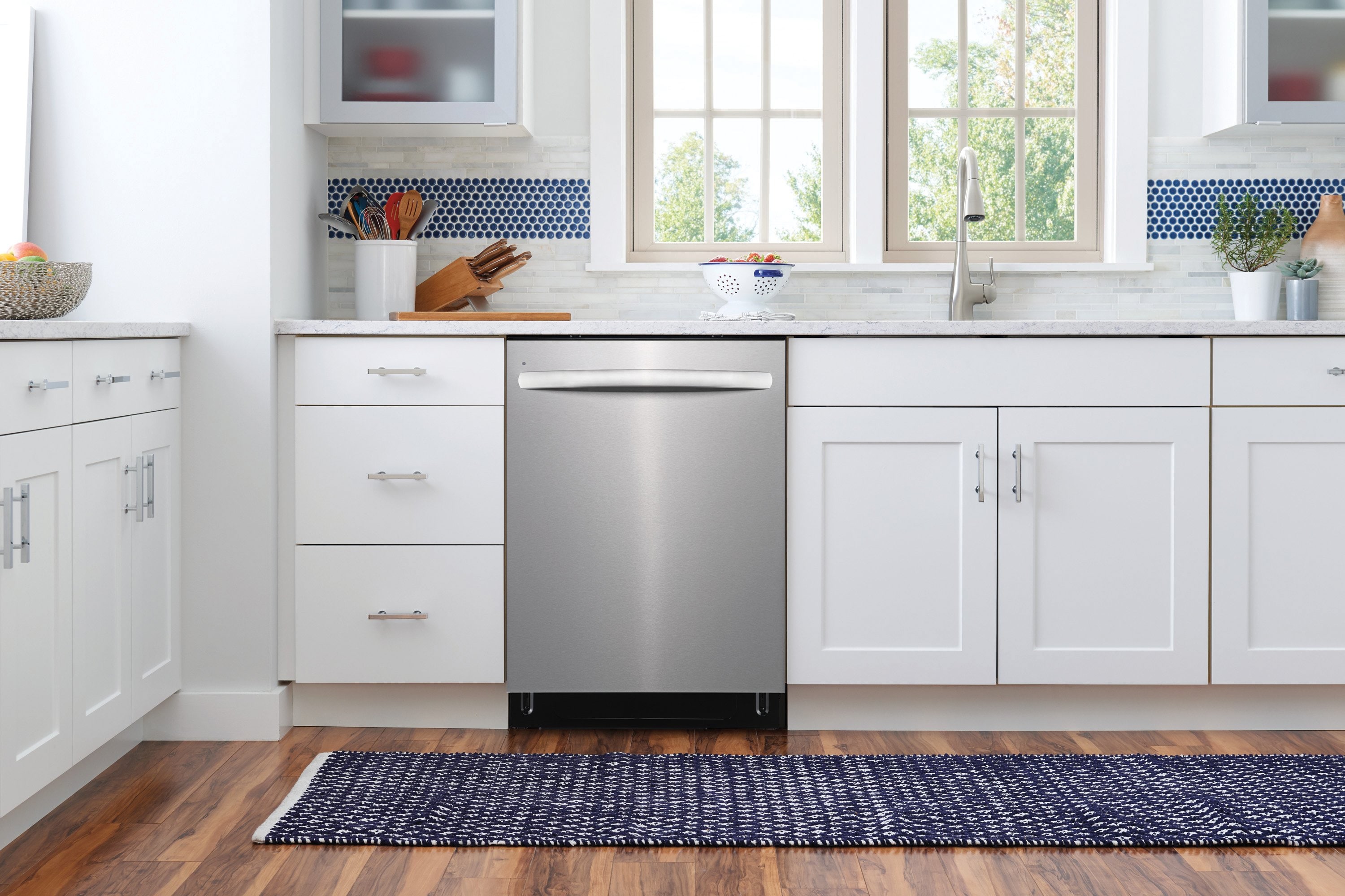 Frigidaire FDSH4502BF Builtin-Dish - View #5