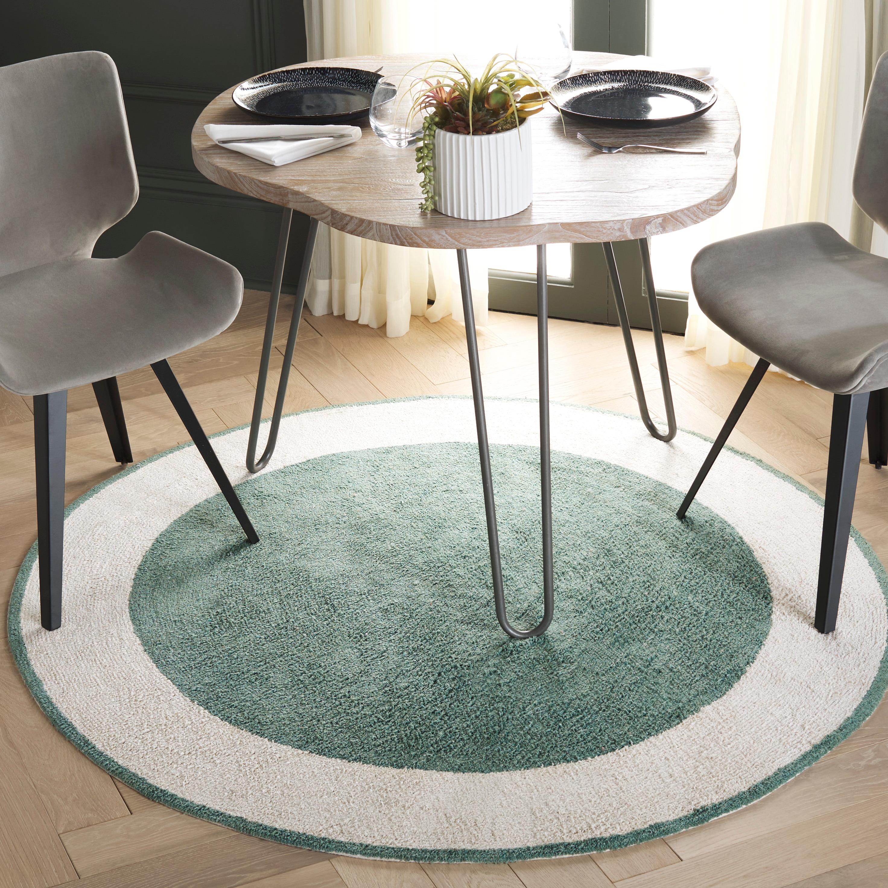  Easy Care 220 Ivory/Green Contemporary 5ft x 5ft Round Rug