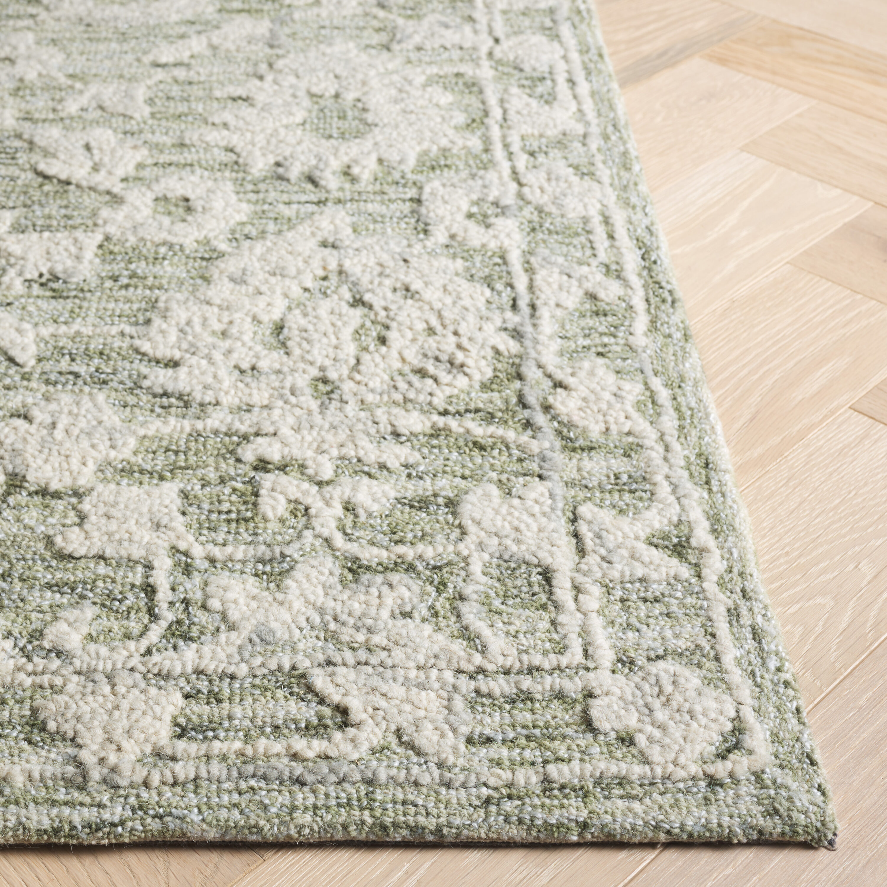 Safavieh MRQ511W-4 rugs - View #3