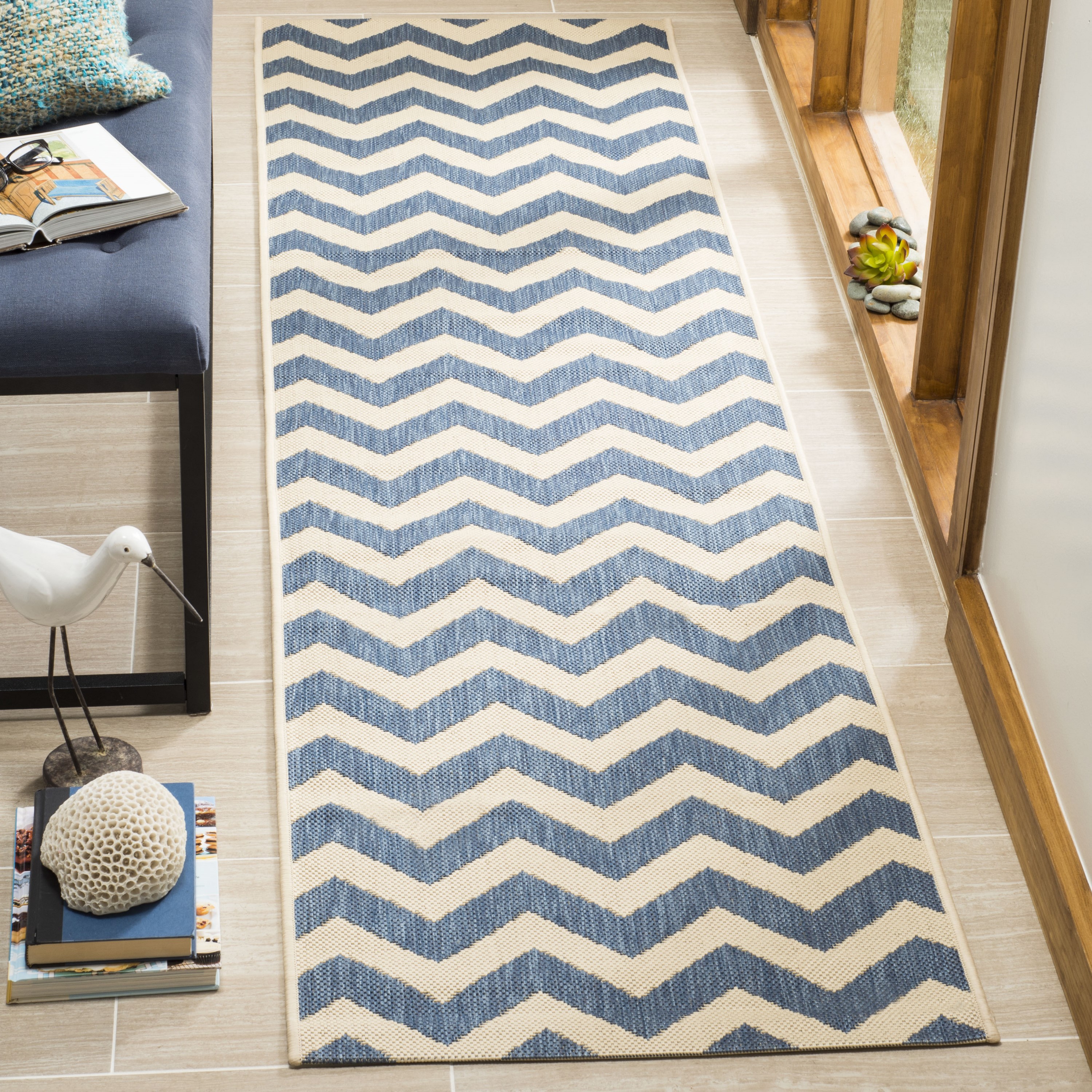 Safavieh CY6244-243-28 Courtyard Aiea 2 x 8 (ft) Loomed Polypropylene Blue/Beige Rectangular Indoor/Outdoor Chevron Coastal Runner rug