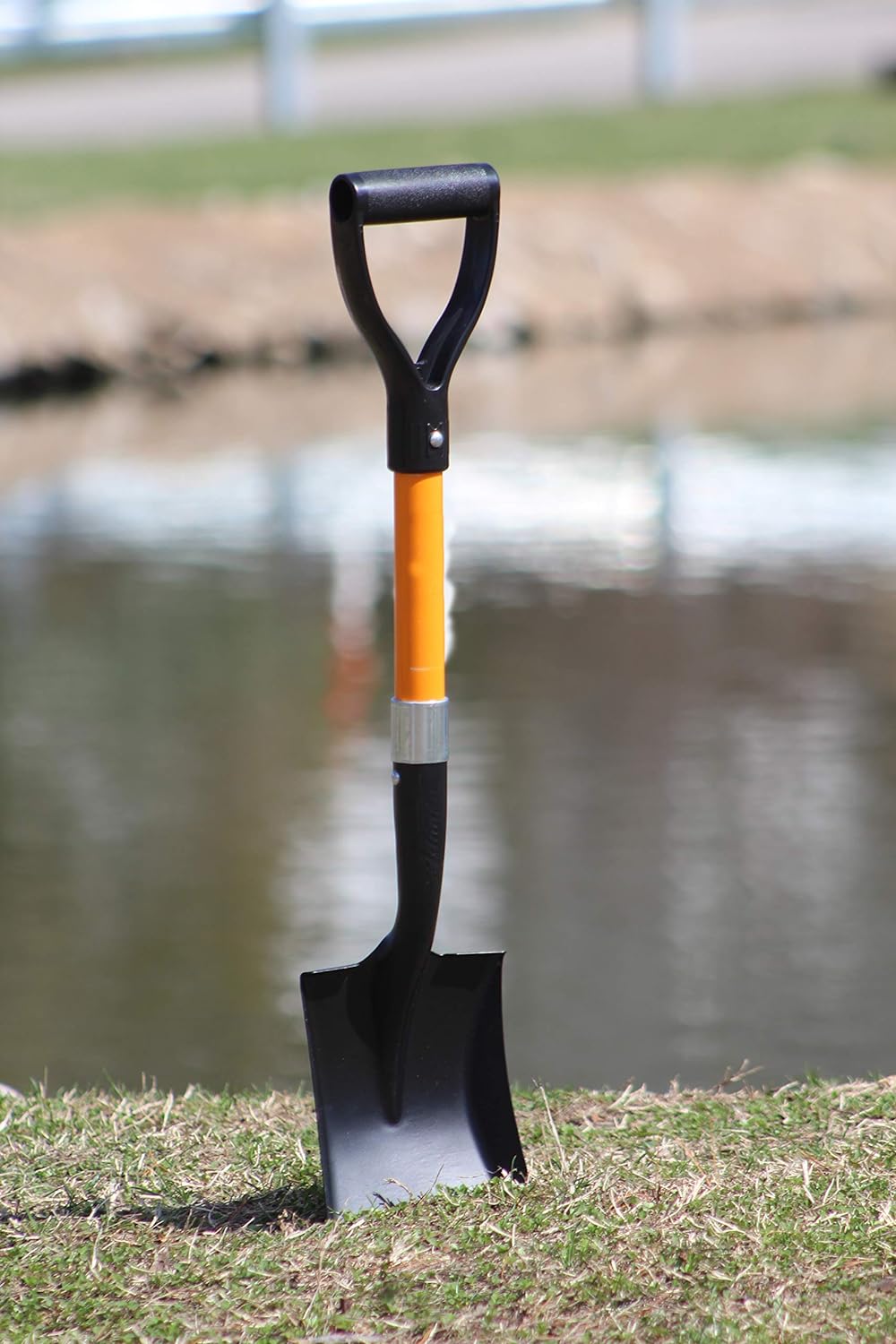 mini spade shovel