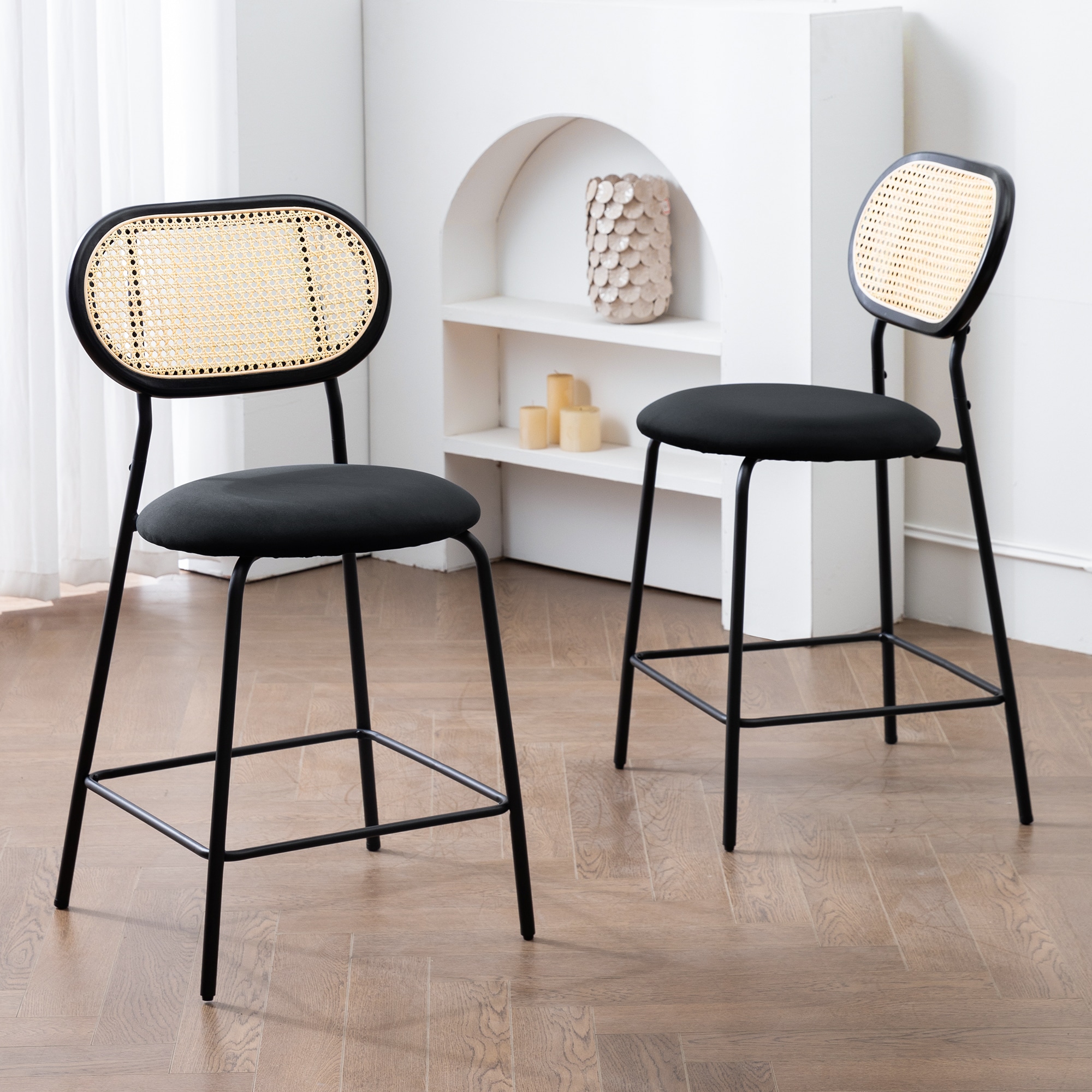 LUE BONA 2LB21CH0028-1000LS Set of 2 Black Velvet 24-in H Counter height (24-in to 27-in) Round Seat Upholstered Metal Back Bar Stool Back