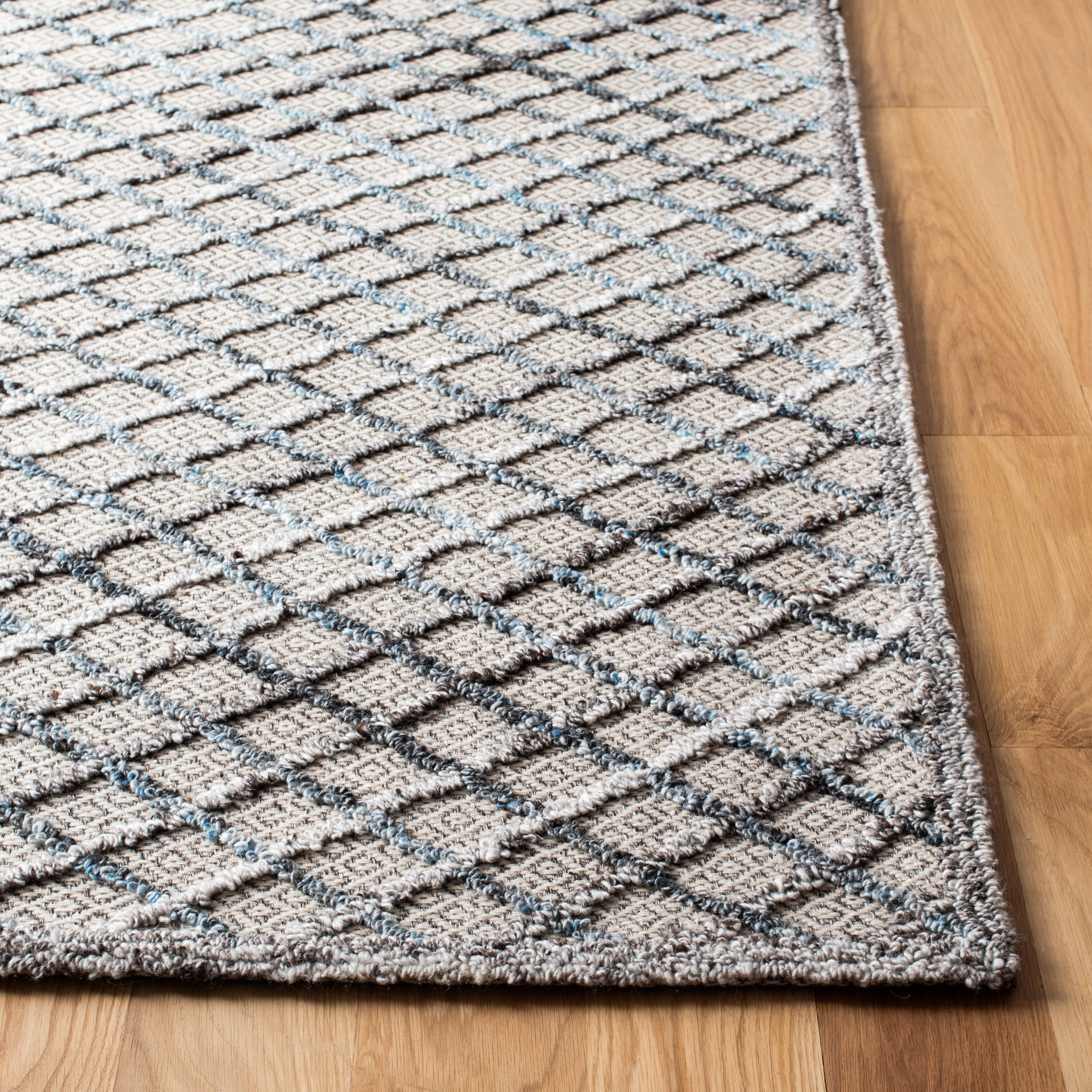 Safavieh TRC204M-5 rugs - View #3