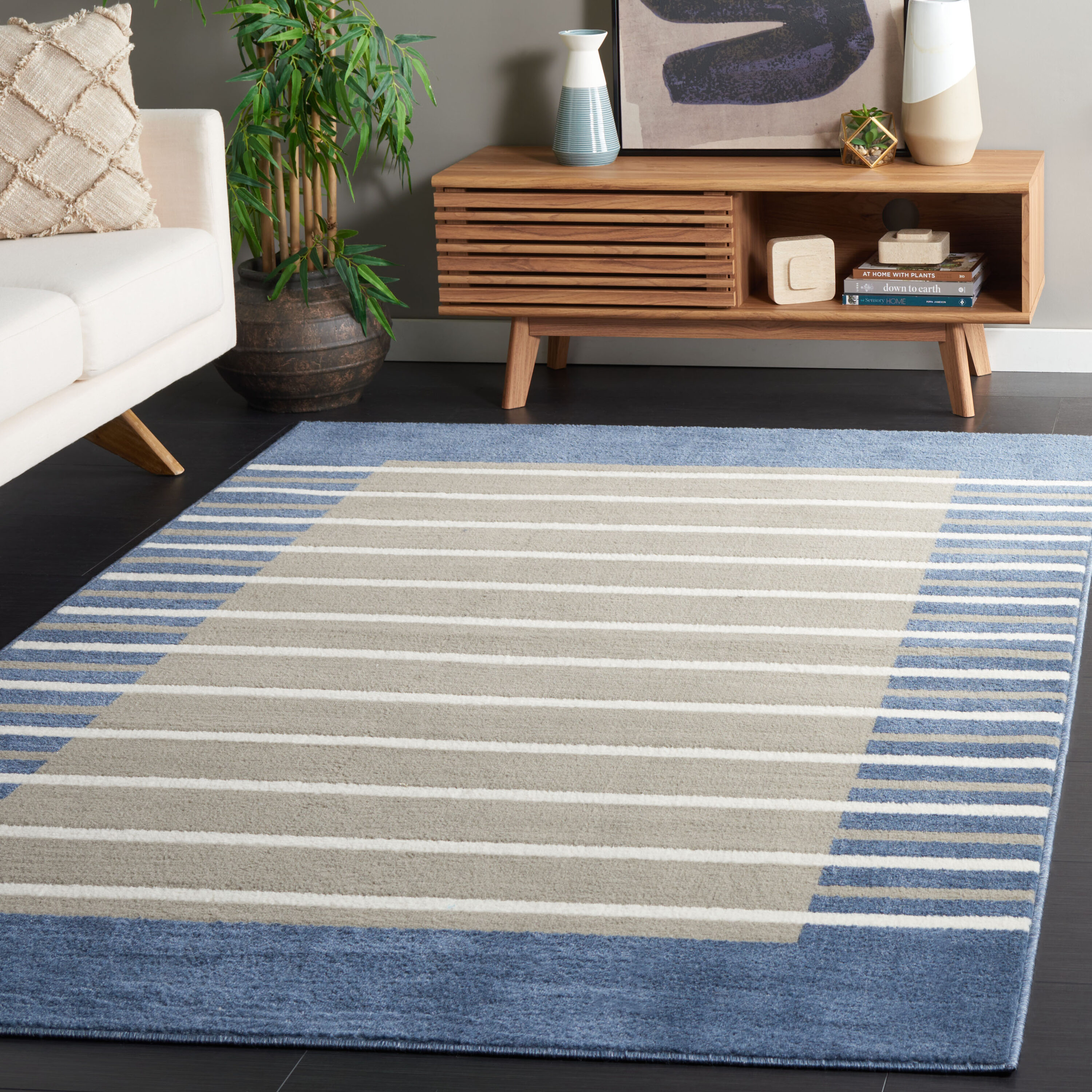 Pyramid 232N Grey/Ivory Navy 5 x 7 Rectangular Area rug