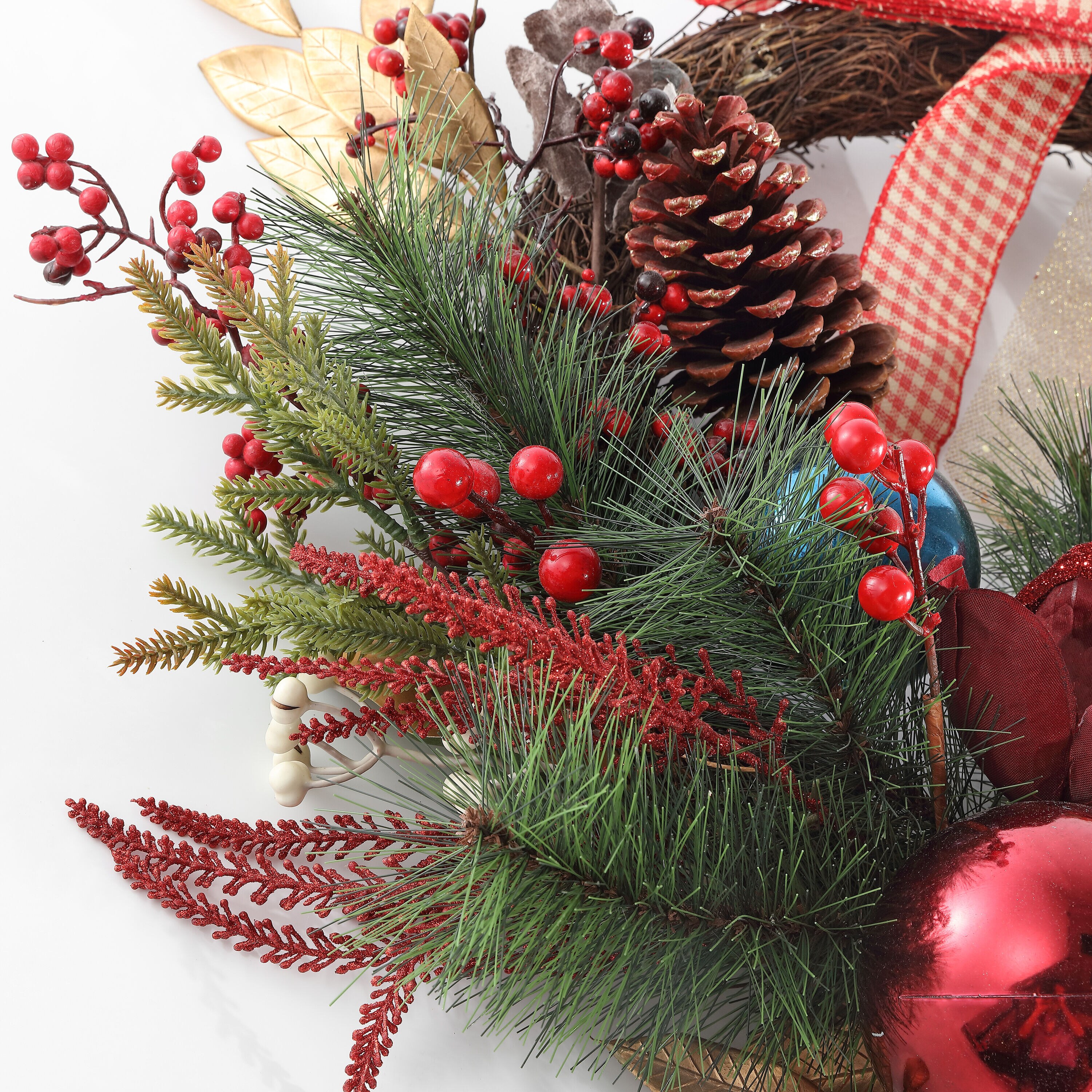 Safavieh FXP1089A Artificial-Christmas-Wreaths - View #2