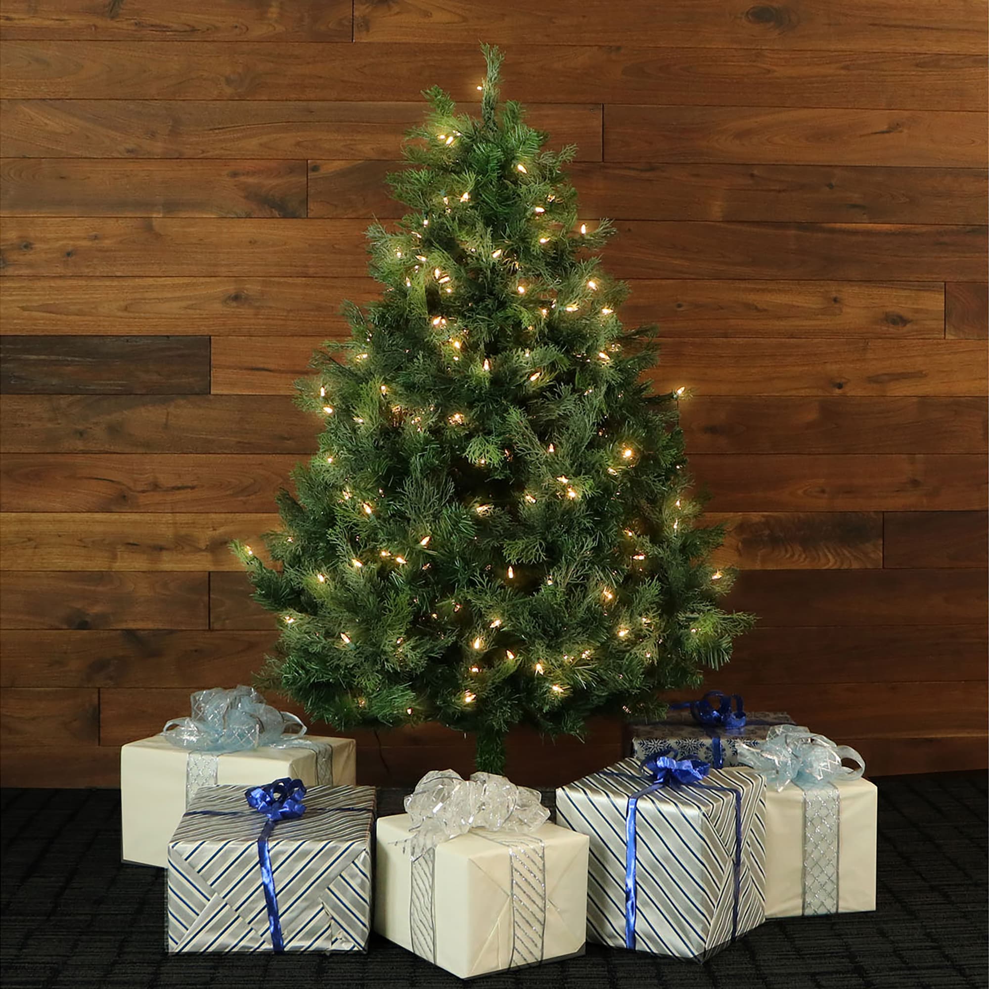 Fraser Hill Farm FFNC050-5GREZ Artificial-Christmas-Trees - View #9