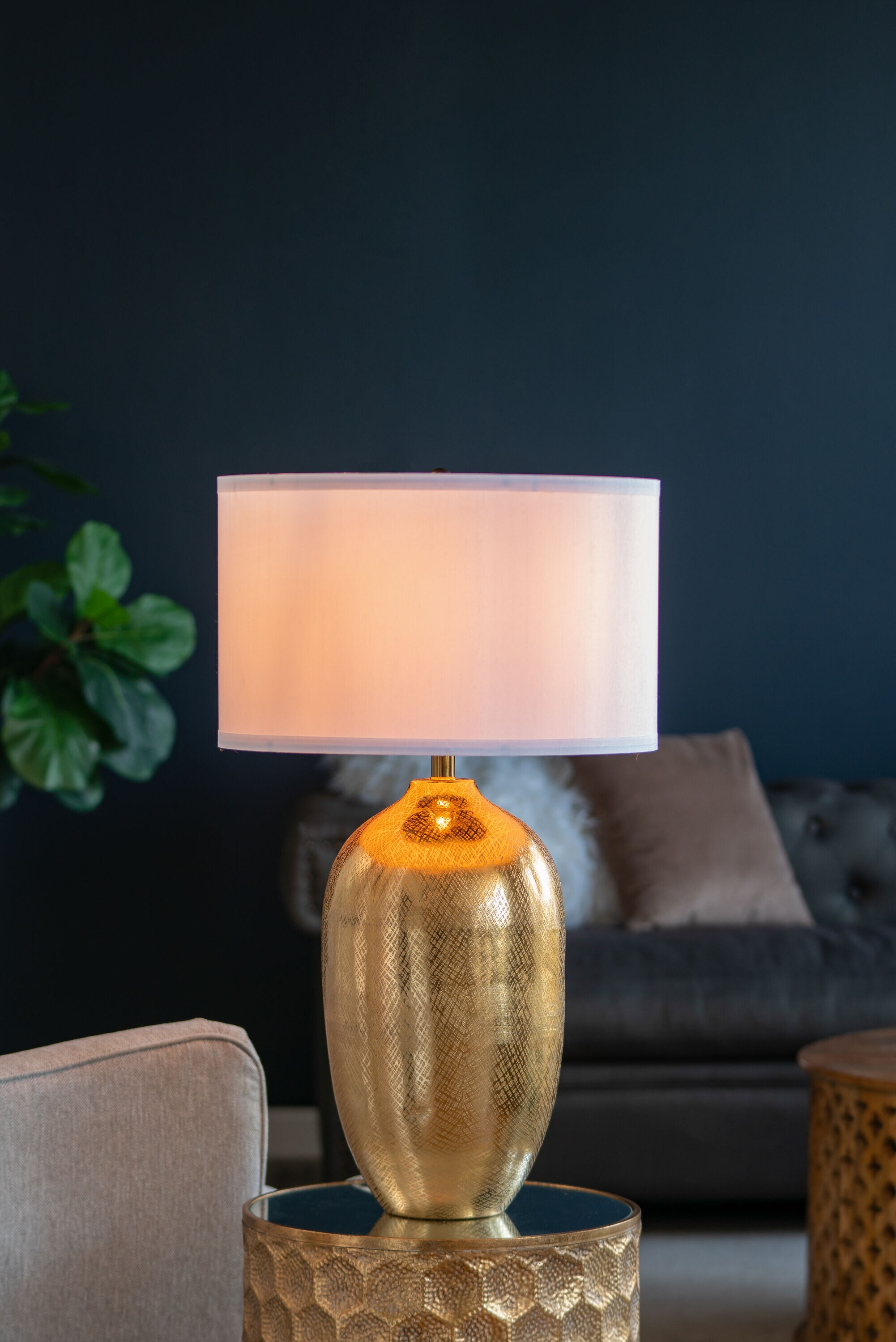 JUSHUA 18x31 inch Round Aluminum Sheet Gold Table Lamp with White ...