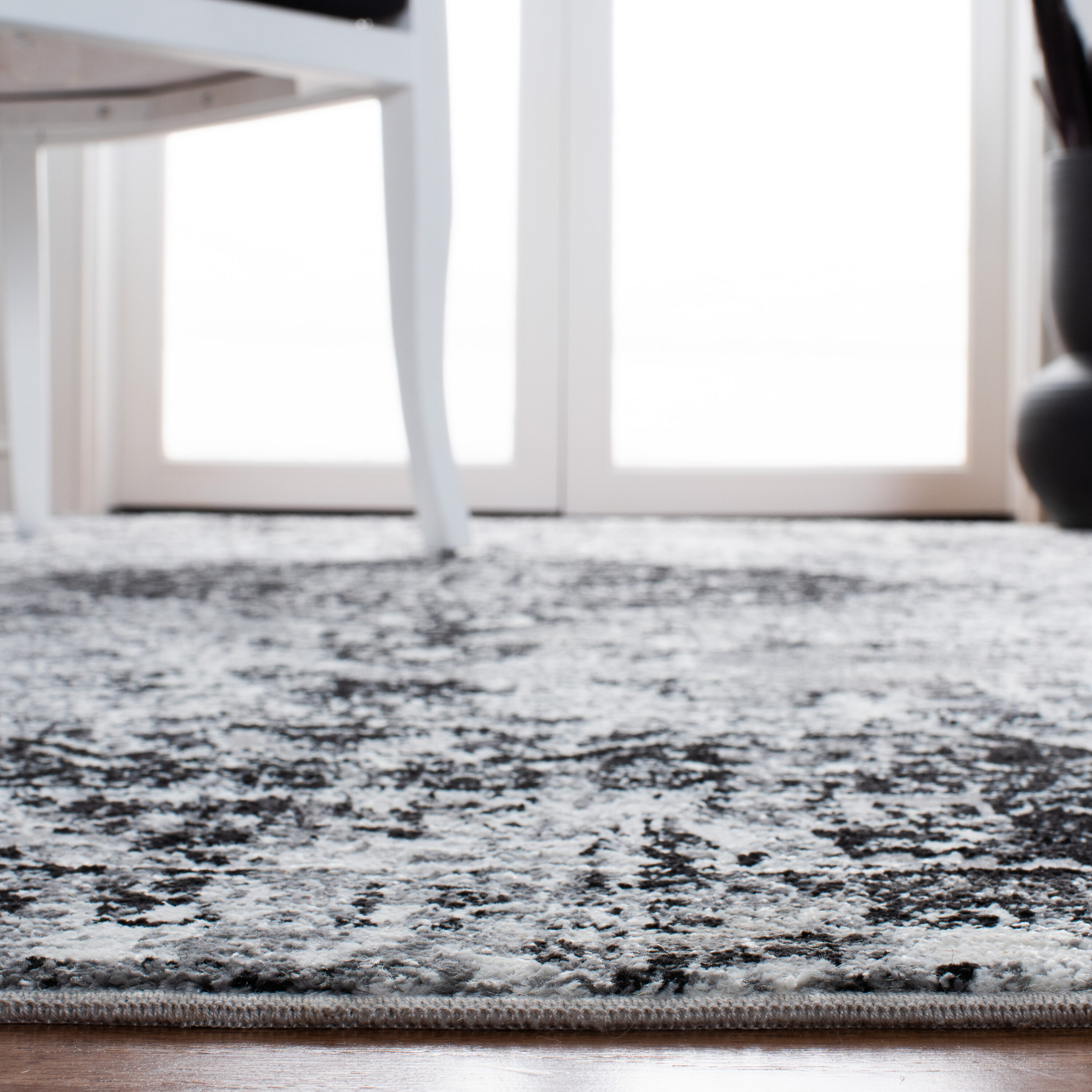 Safavieh Lilypond 843F Grey/Dark Grey 5 x 8 Area rug in the Rugs ...