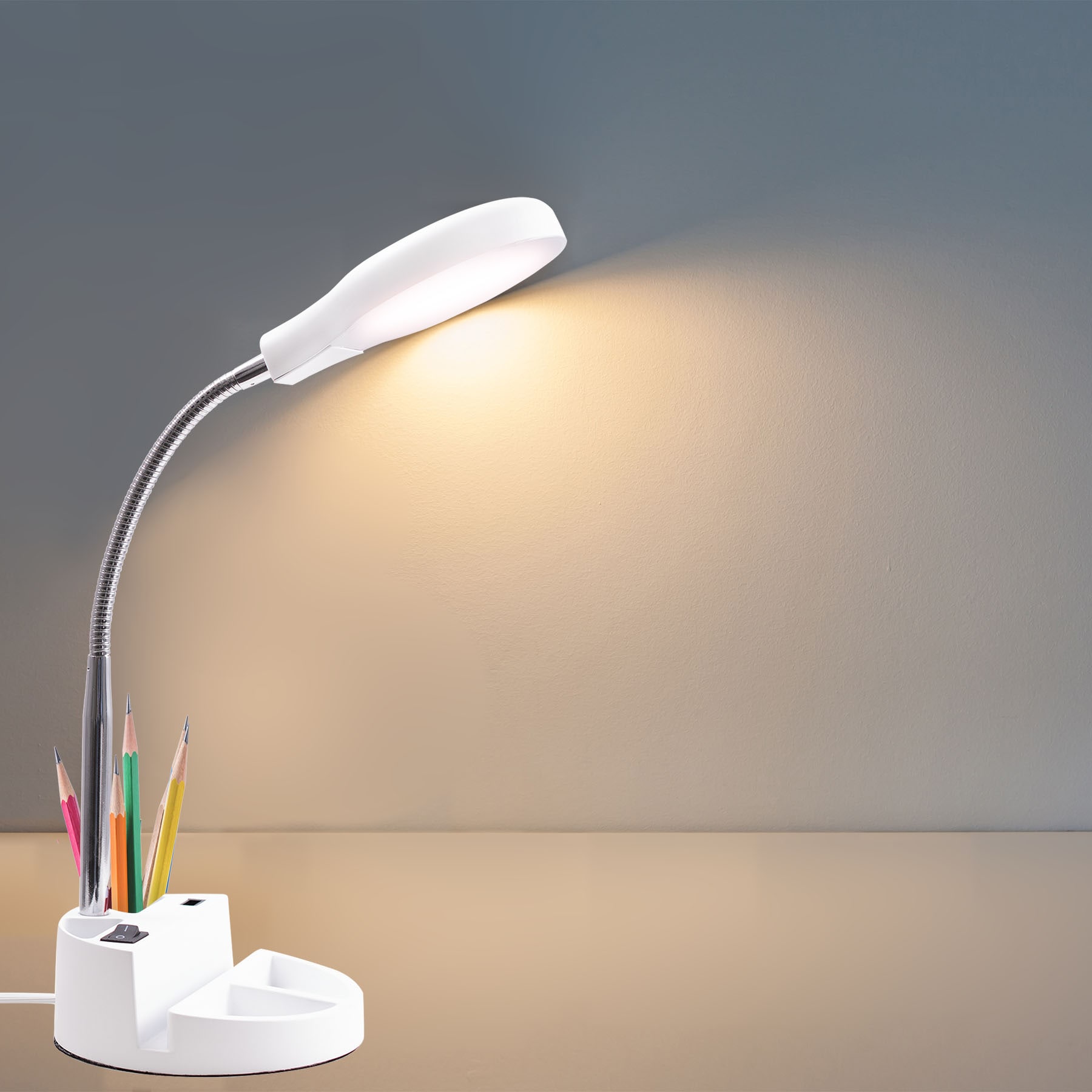 Style Selections USD Desk Lamp 13.23-in Adjustable White Desk Lamp with  Shade