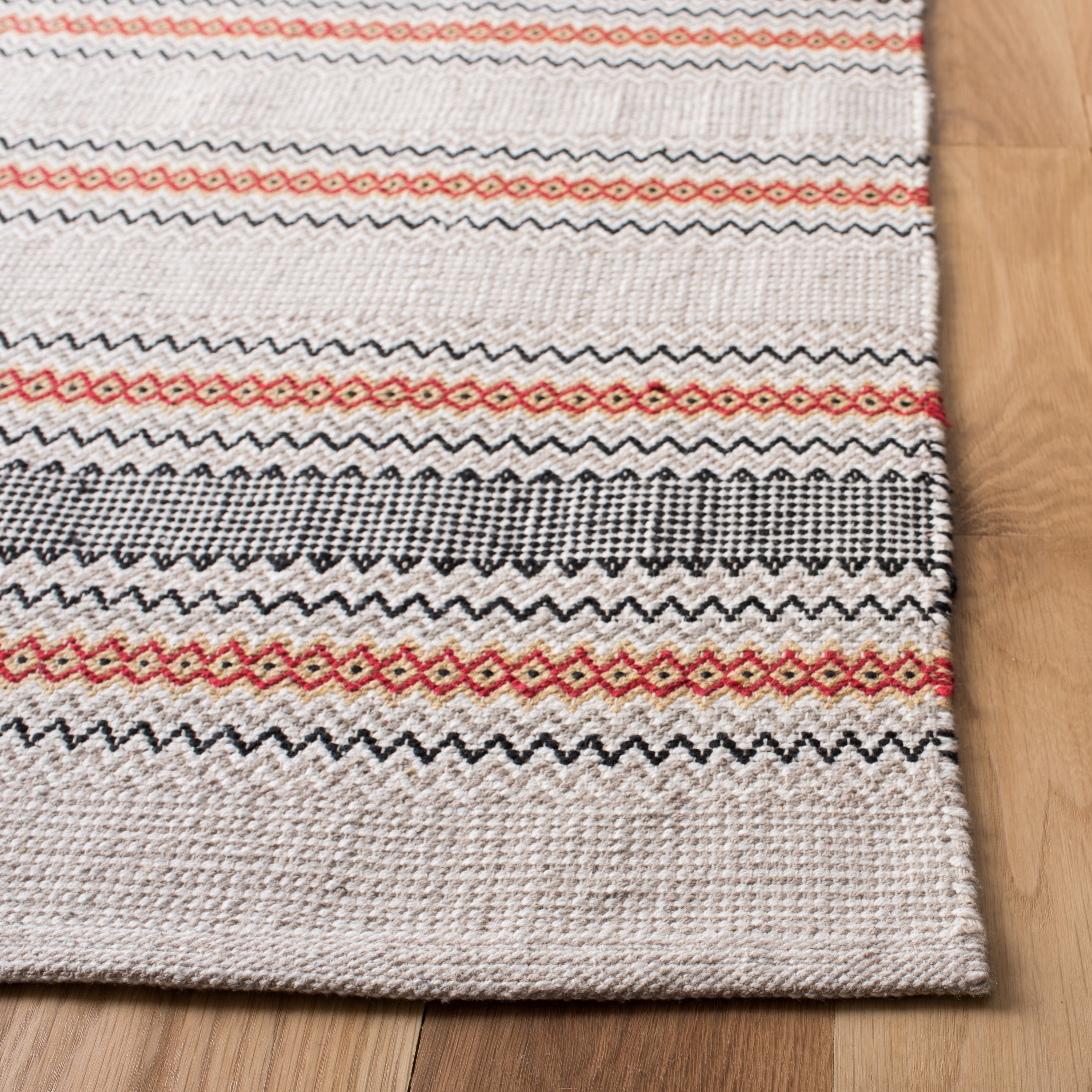 Safavieh MTK536Q-3 rugs - View #3