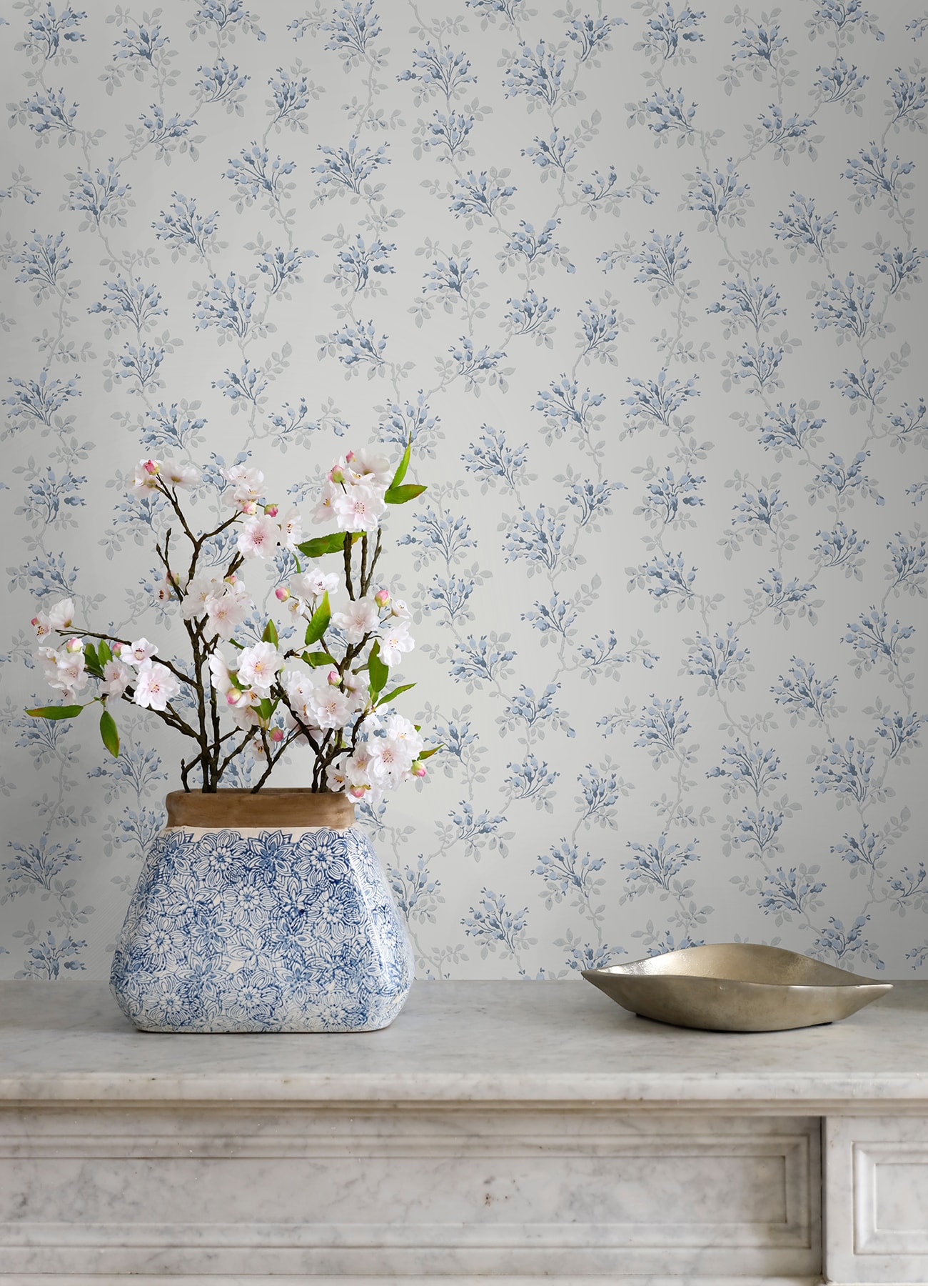 Sofiane Blue and White Botanical Trail Pre-pasted Wallpaper