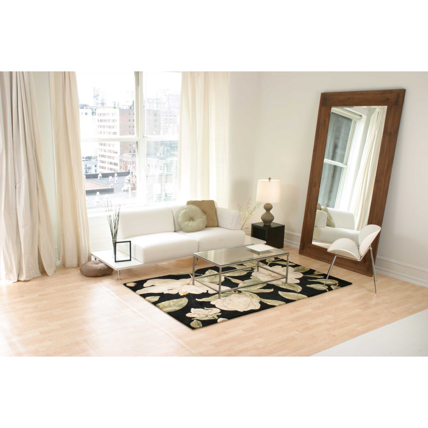 HomeRoots 350383 Bernadette 7 X 10 (ft) Rag Wool Black Indoor Floral/Botanical Area Rug