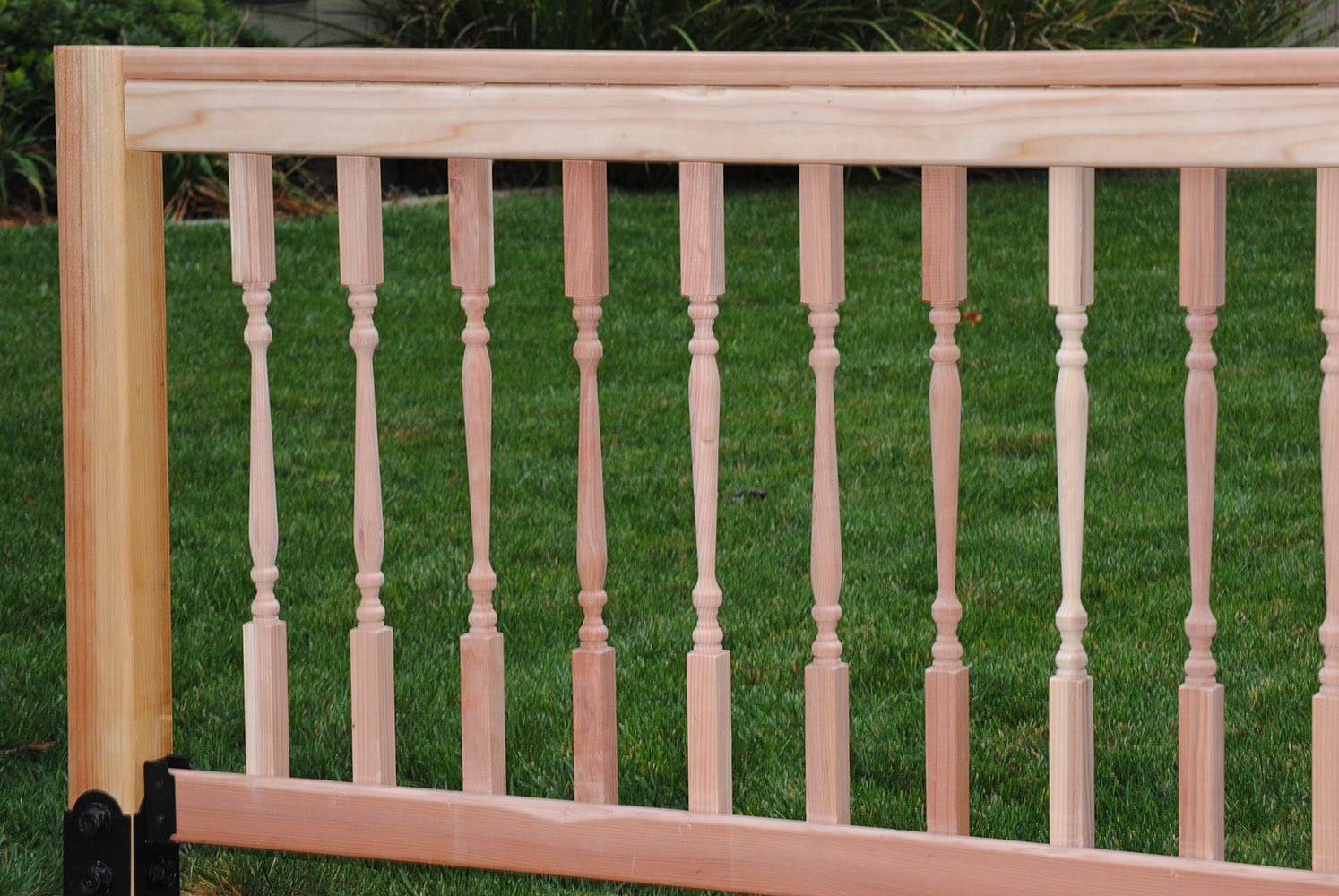  054699072084 balusters - View #2