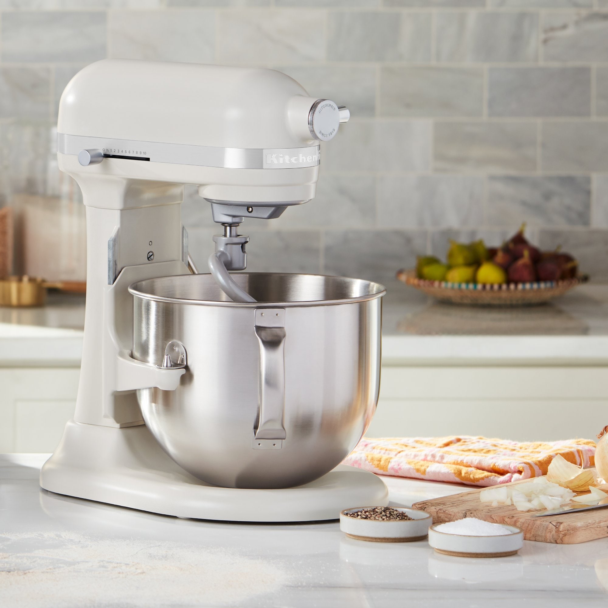 KitchenAid KSM70SKXXMH Stand-Mixers - View #3