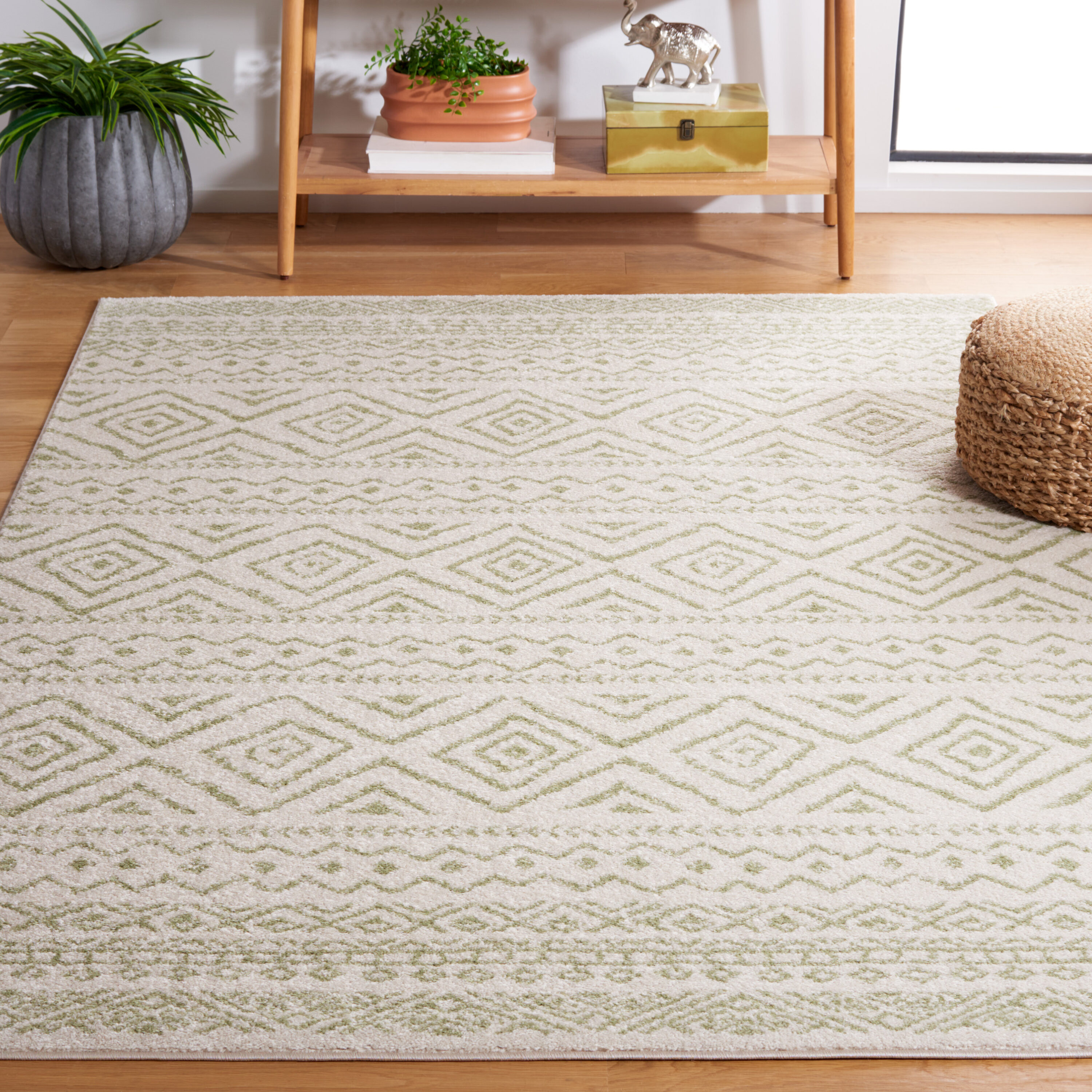 Tulum  267G Ivory/Sage 5 x 8 Rectangular Area rug
