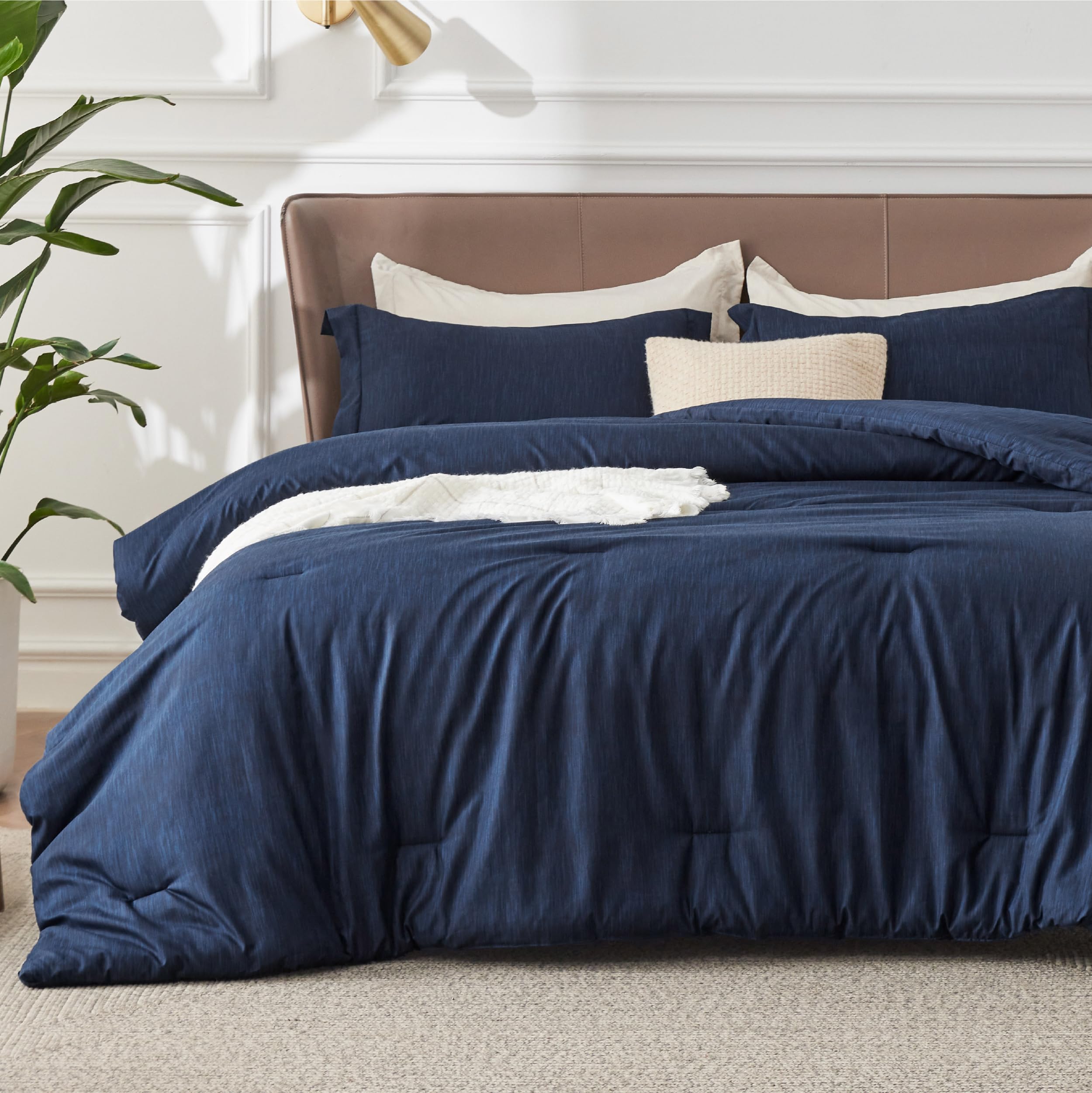 Bedsure 68x88 Twin 3-Piece Blue Cationic Dyeing Comforter Set