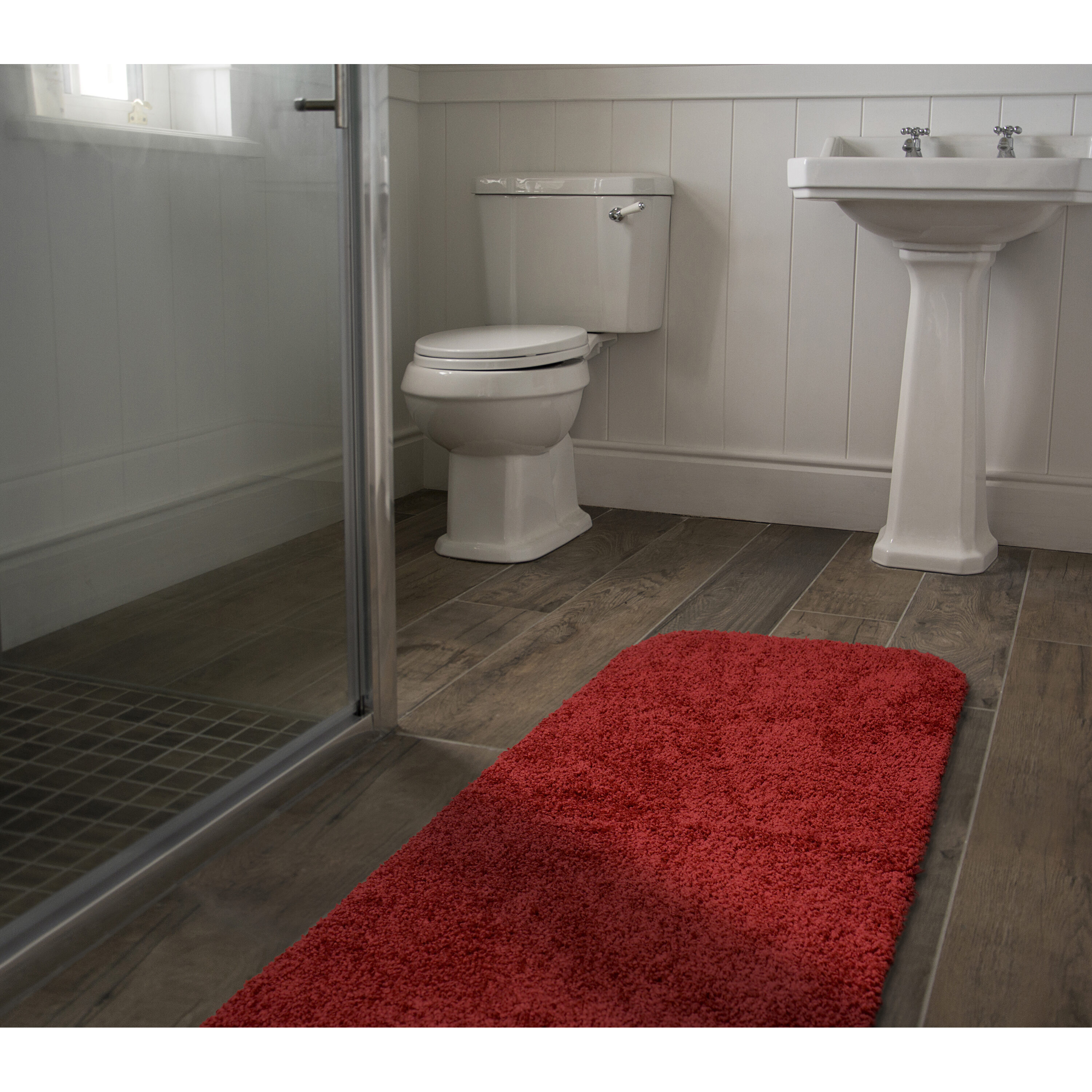 Garland Rug BA100W022060I4 Serendipity 22-in x 60-in Chili Red Nylon Bath runner