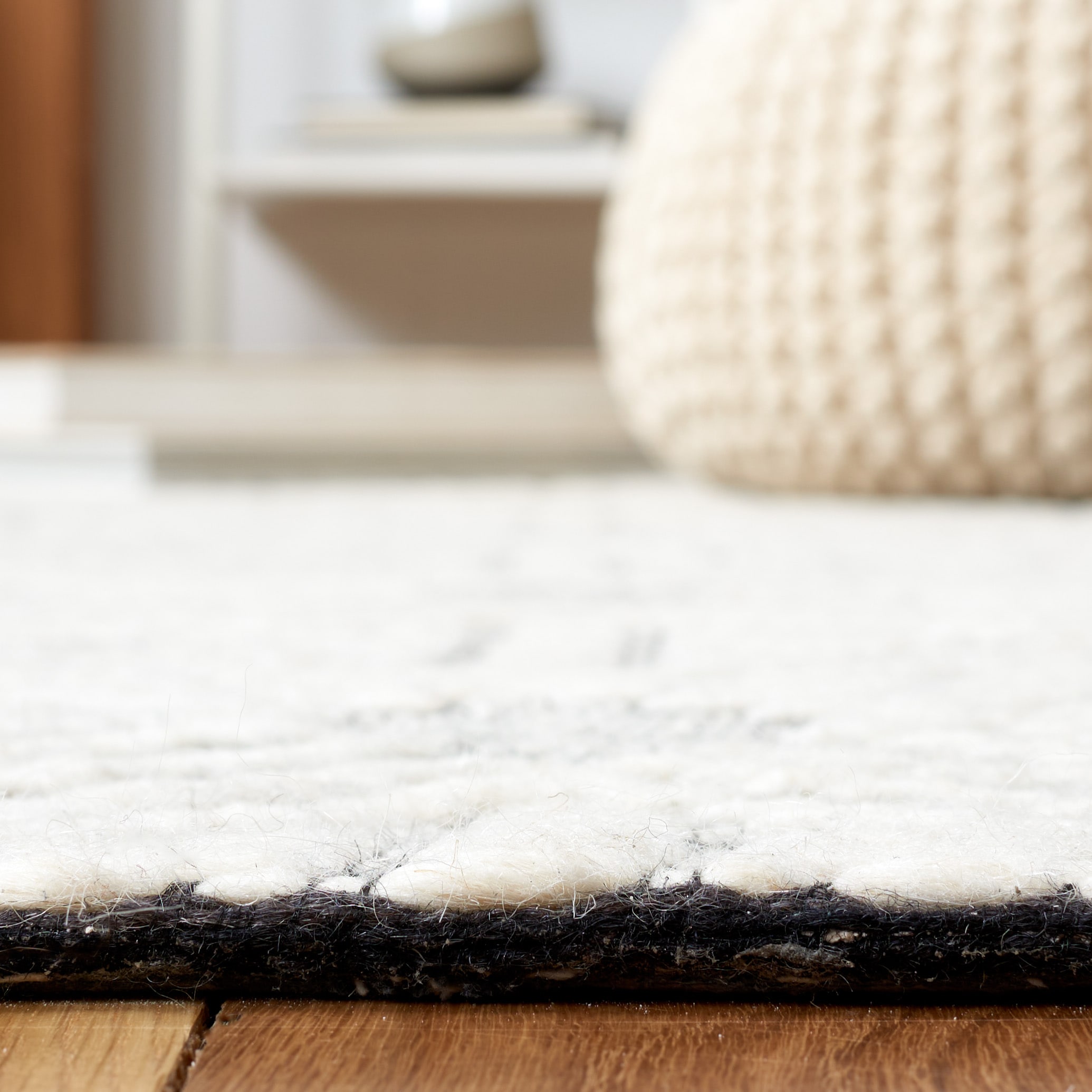 Safavieh MRB451A-6 rugs - View #4
