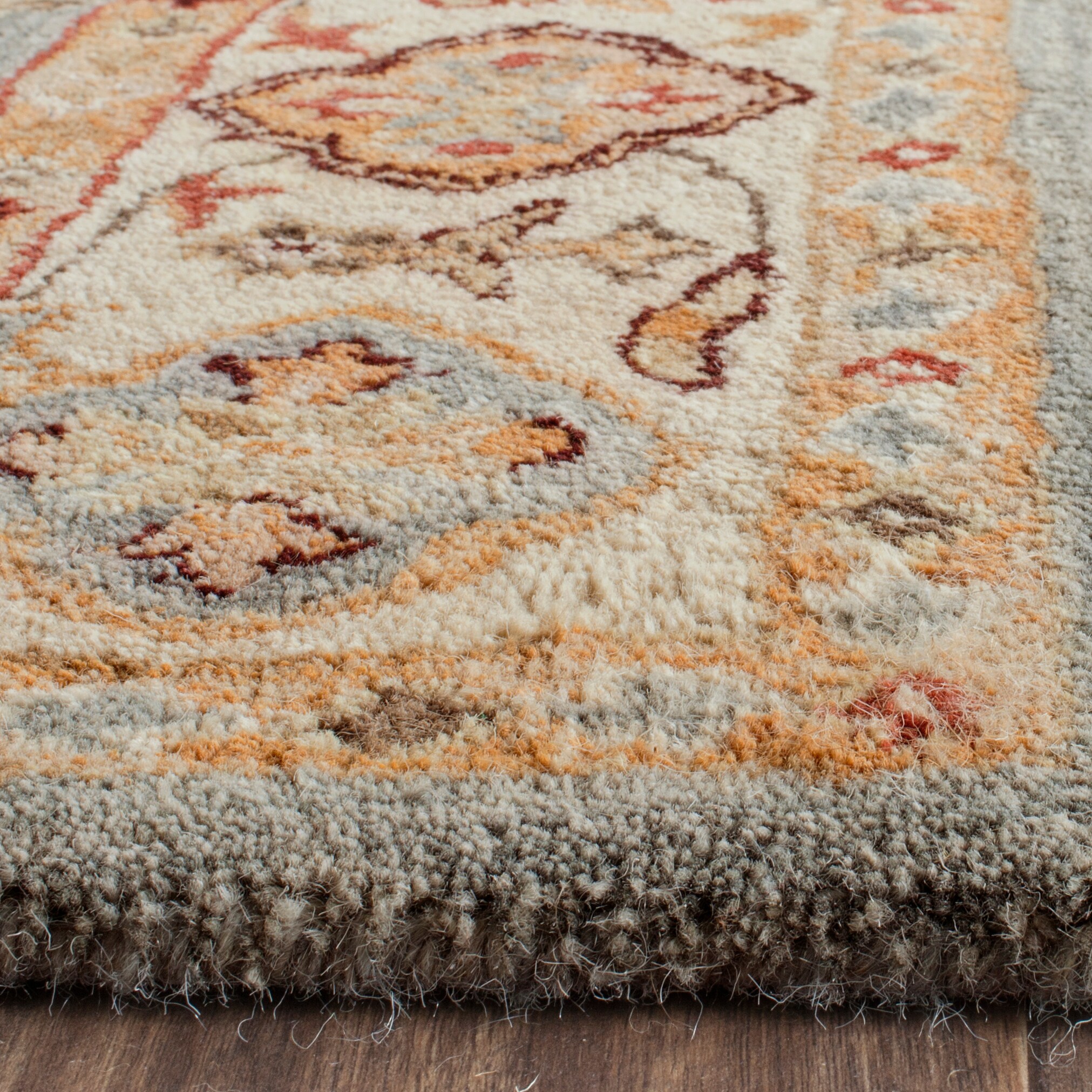 Safavieh AT847A-3 rugs - View #3