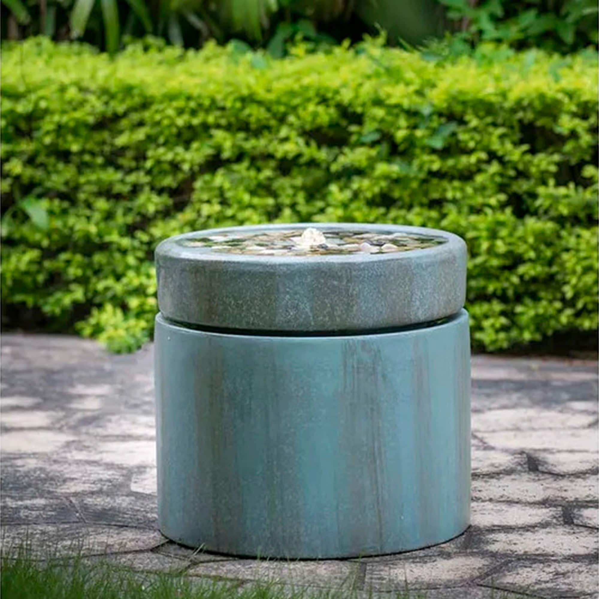 Yiekholo LL-1737AA 17-in H Cement Outdoor Fountain Statue